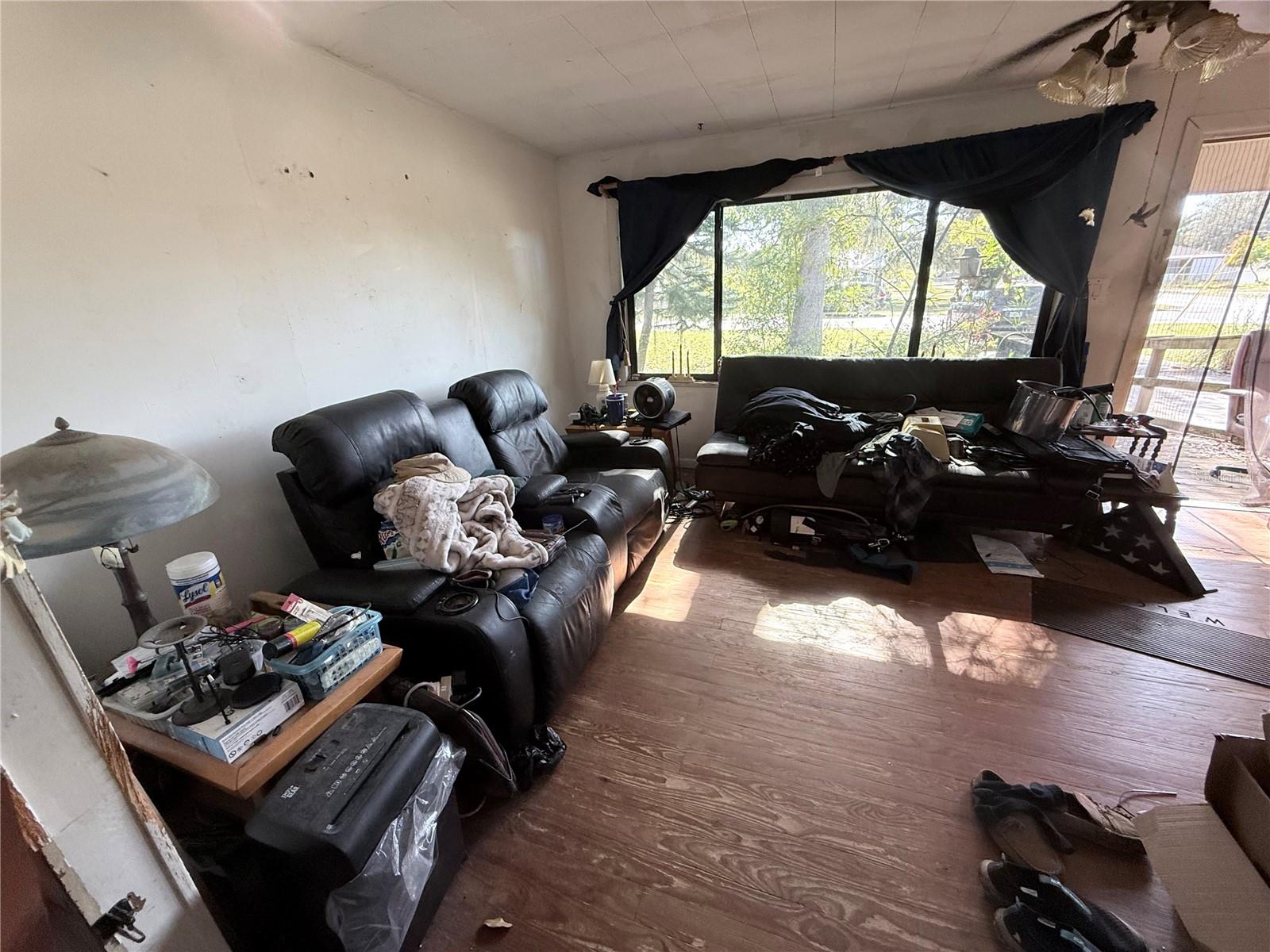 PALM HEIGHTS - Residential