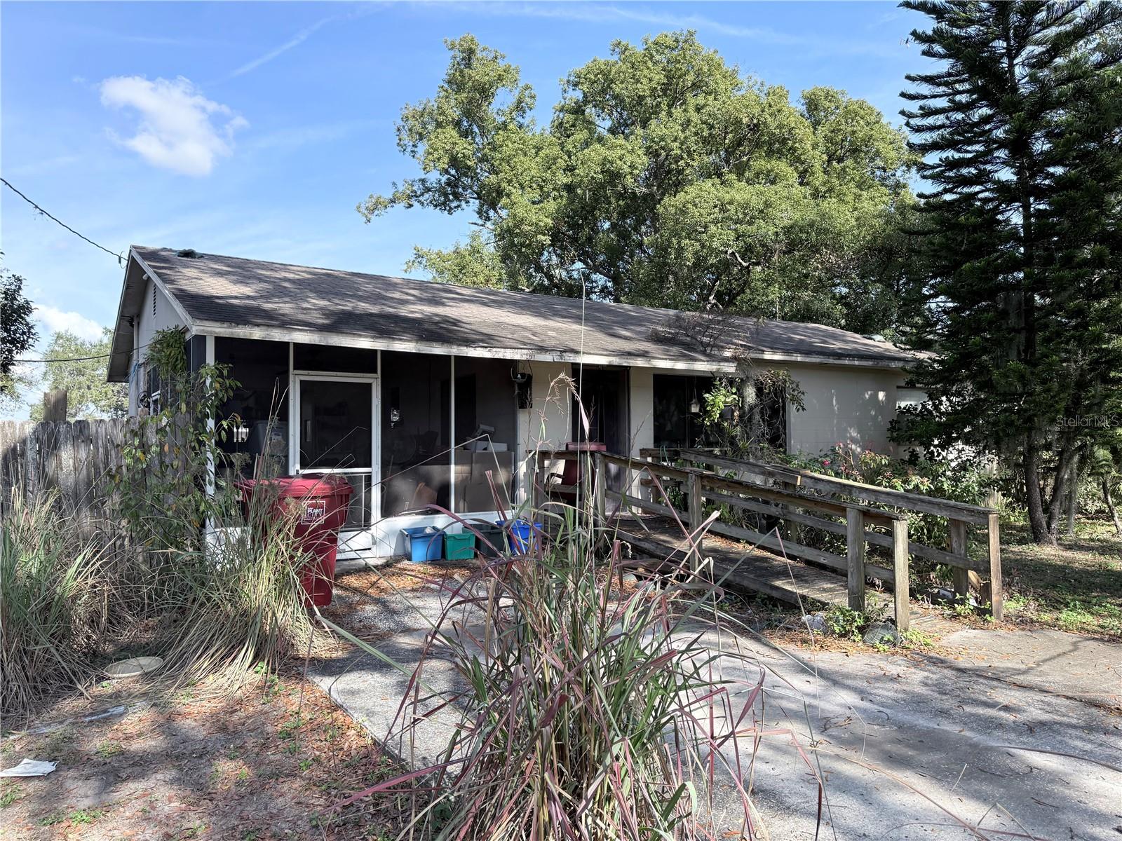 PALM HEIGHTS - Residential