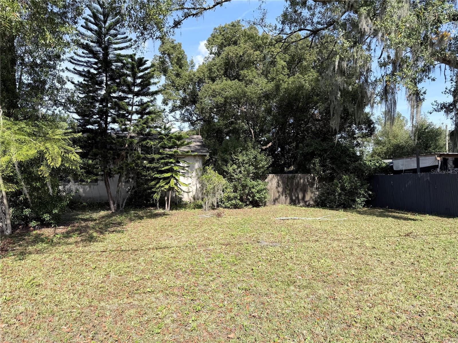 PALM HEIGHTS - Residential