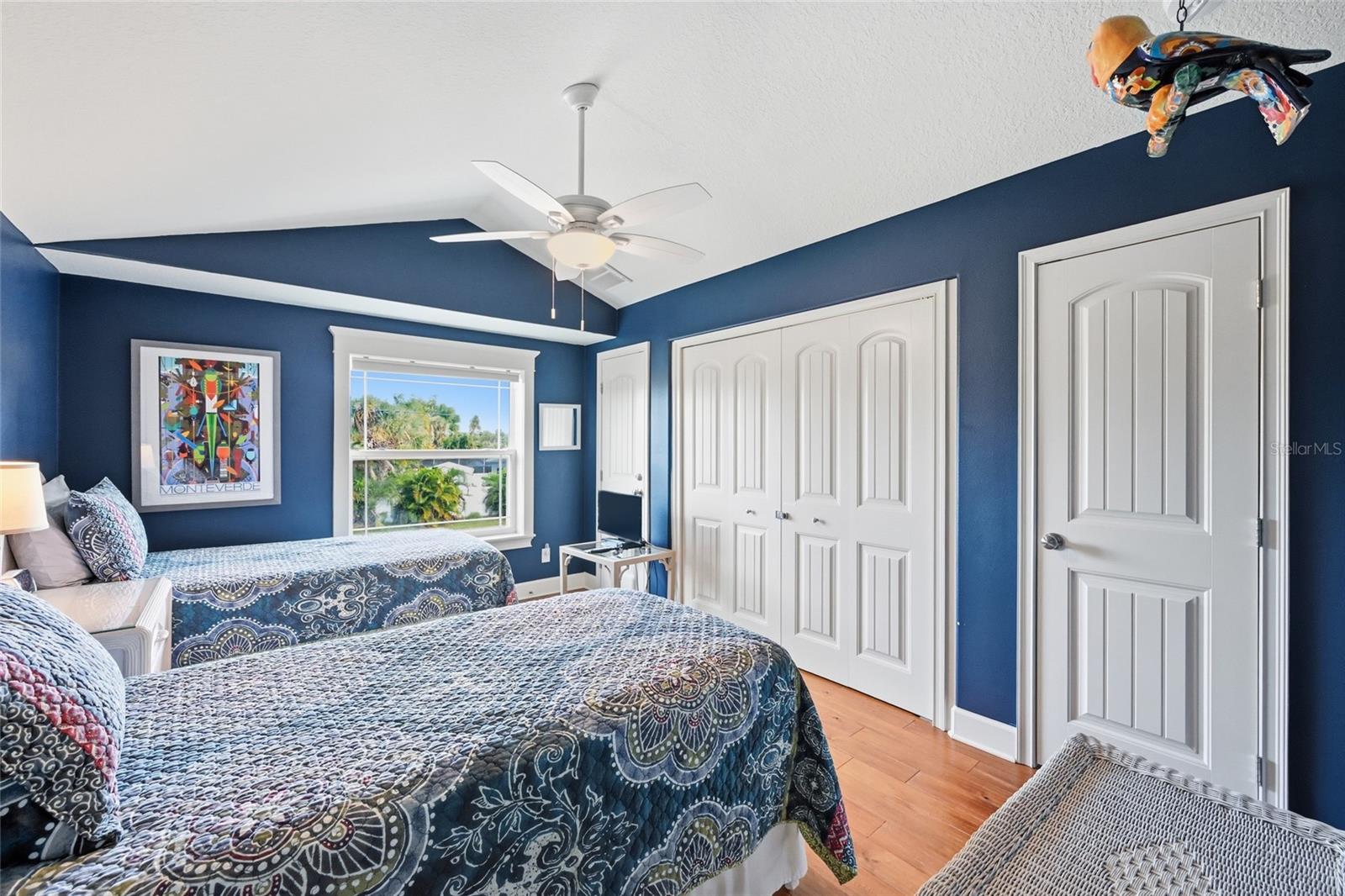 MARINA DRIVE - Residential