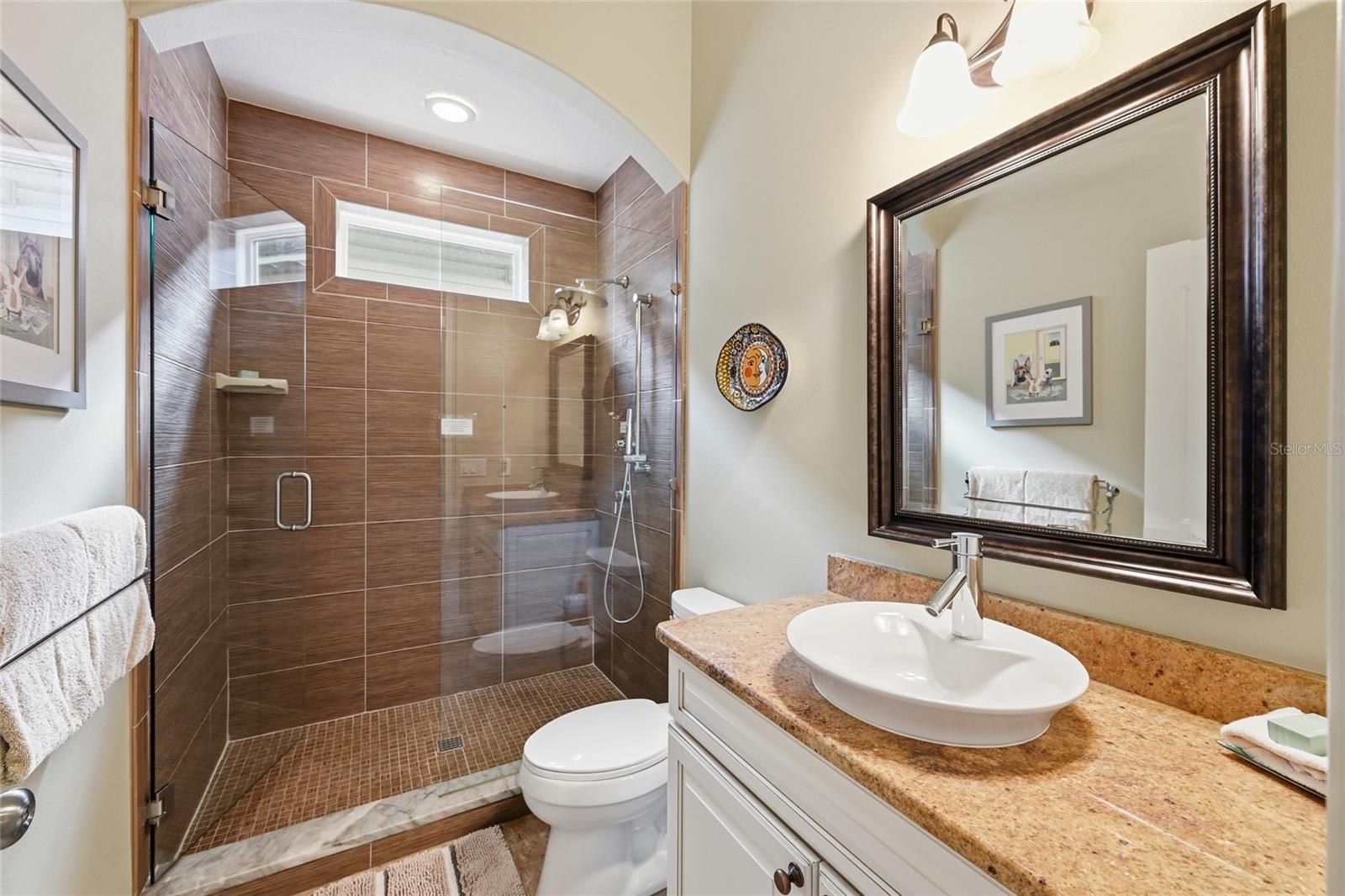 MARINA DRIVE - Residential