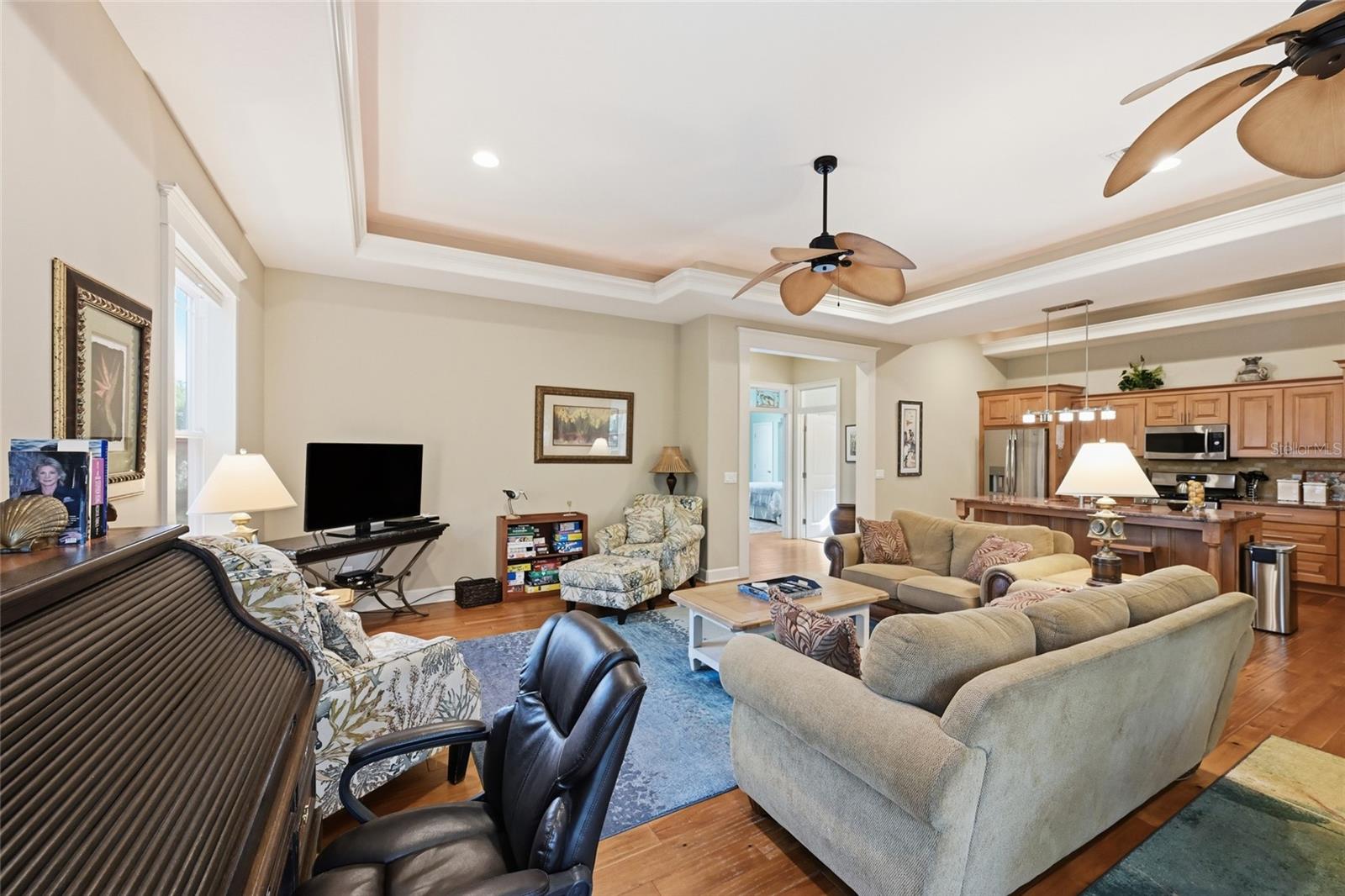 MARINA DRIVE - Residential