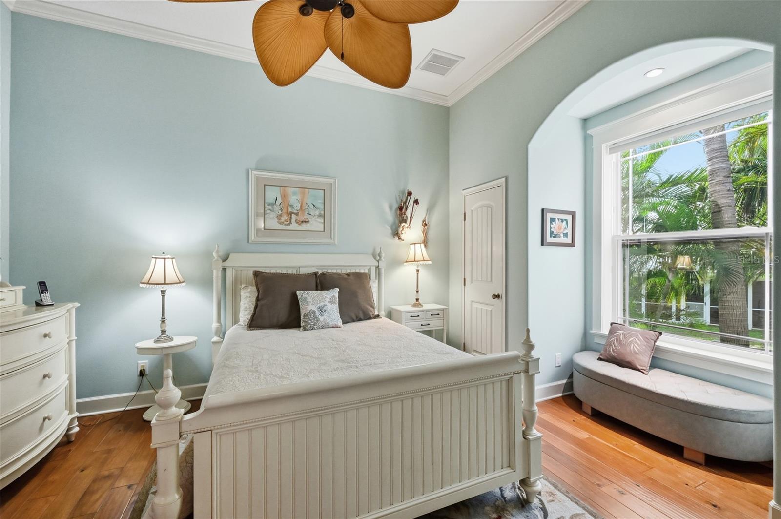 MARINA DRIVE - Residential