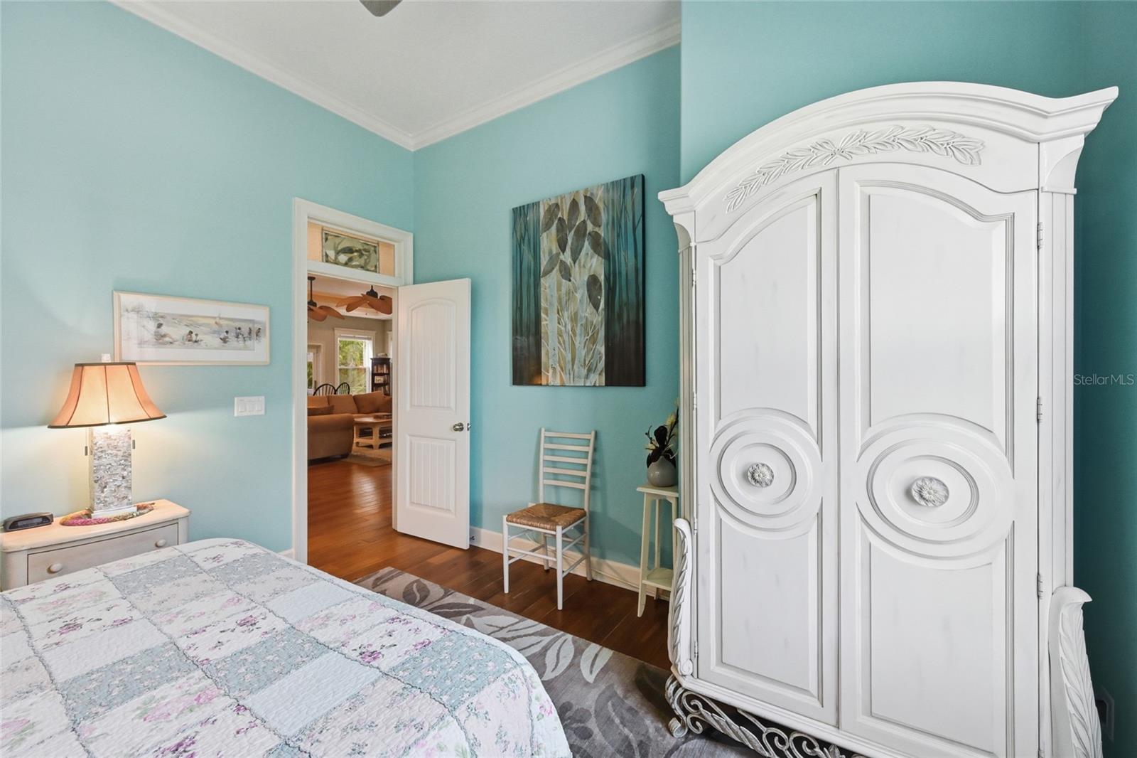 MARINA DRIVE - Residential