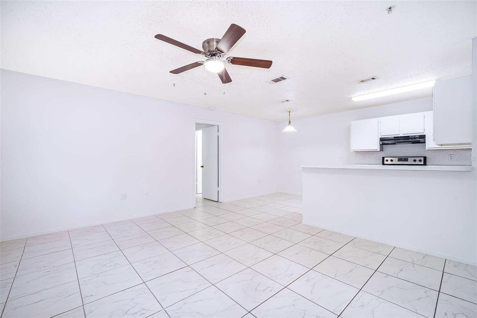 623 DORY LANE 304