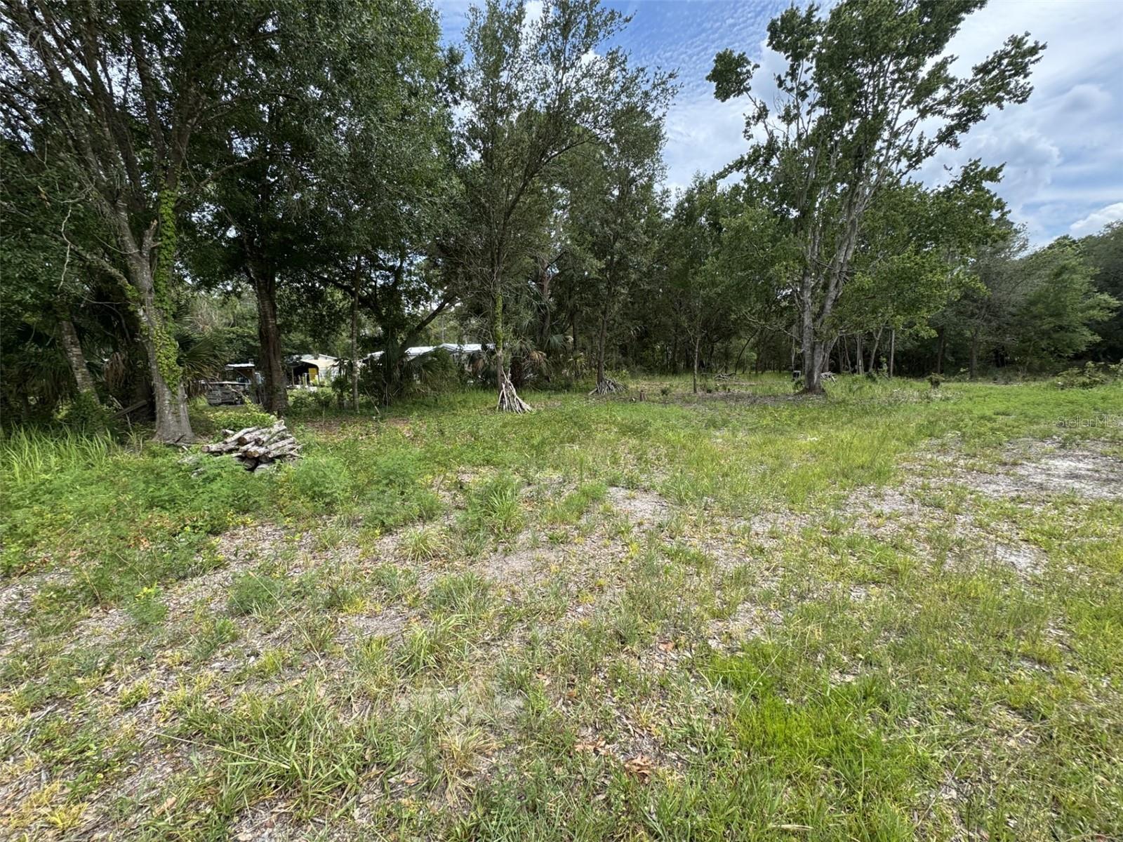 LAKE HAVEN ACRES - Land
