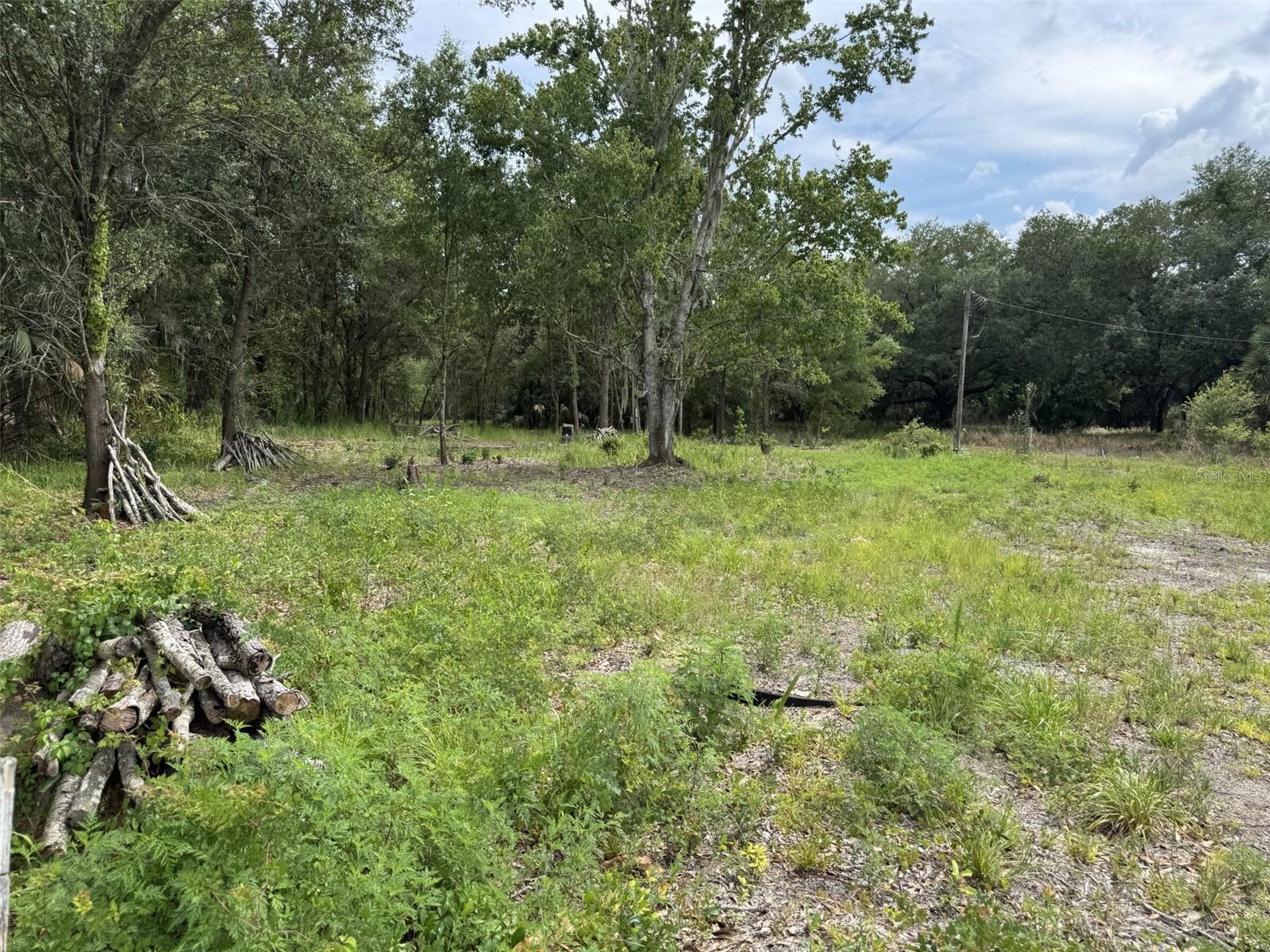 LAKE HAVEN ACRES - Land