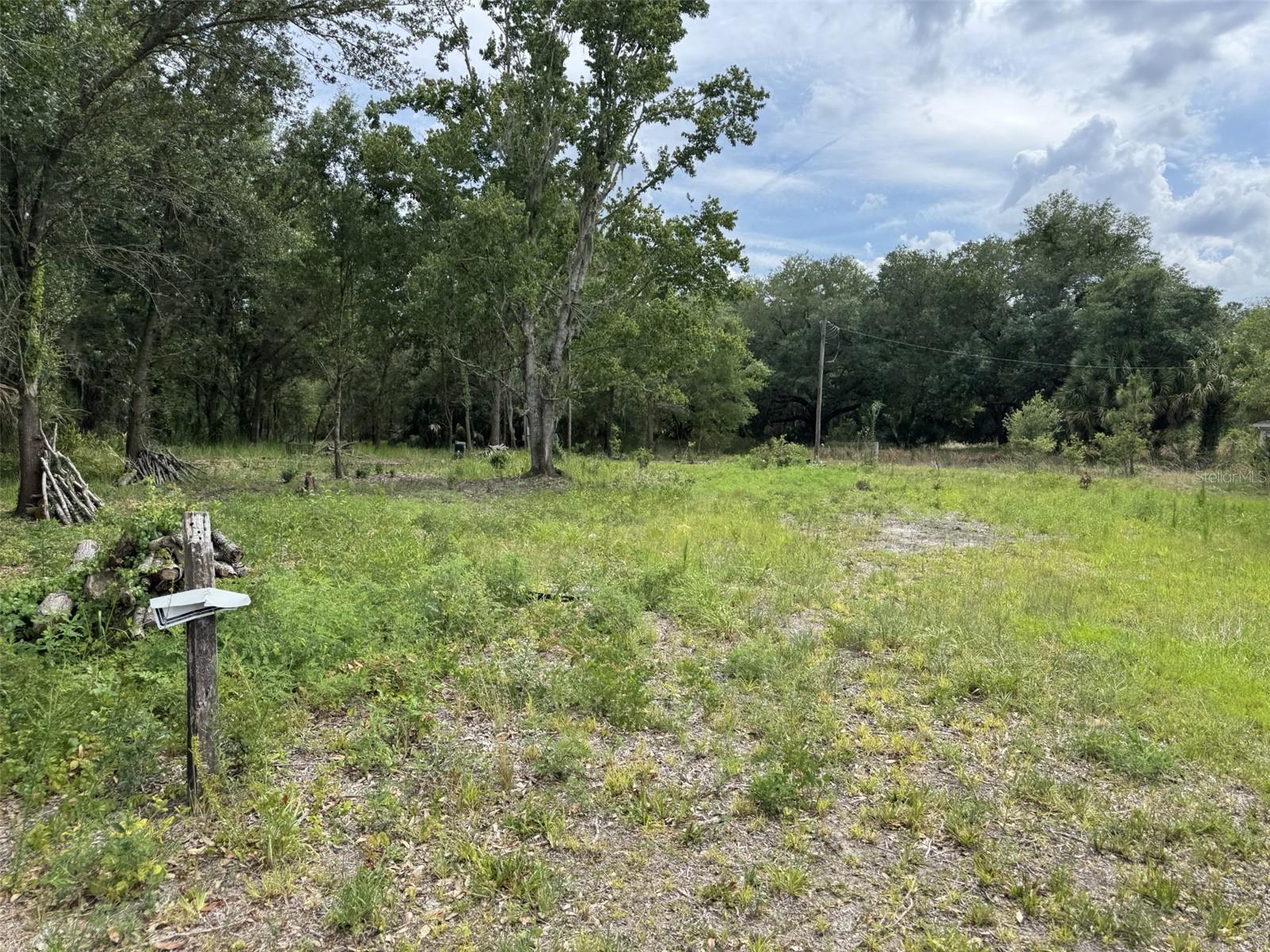 LAKE HAVEN ACRES - Land
