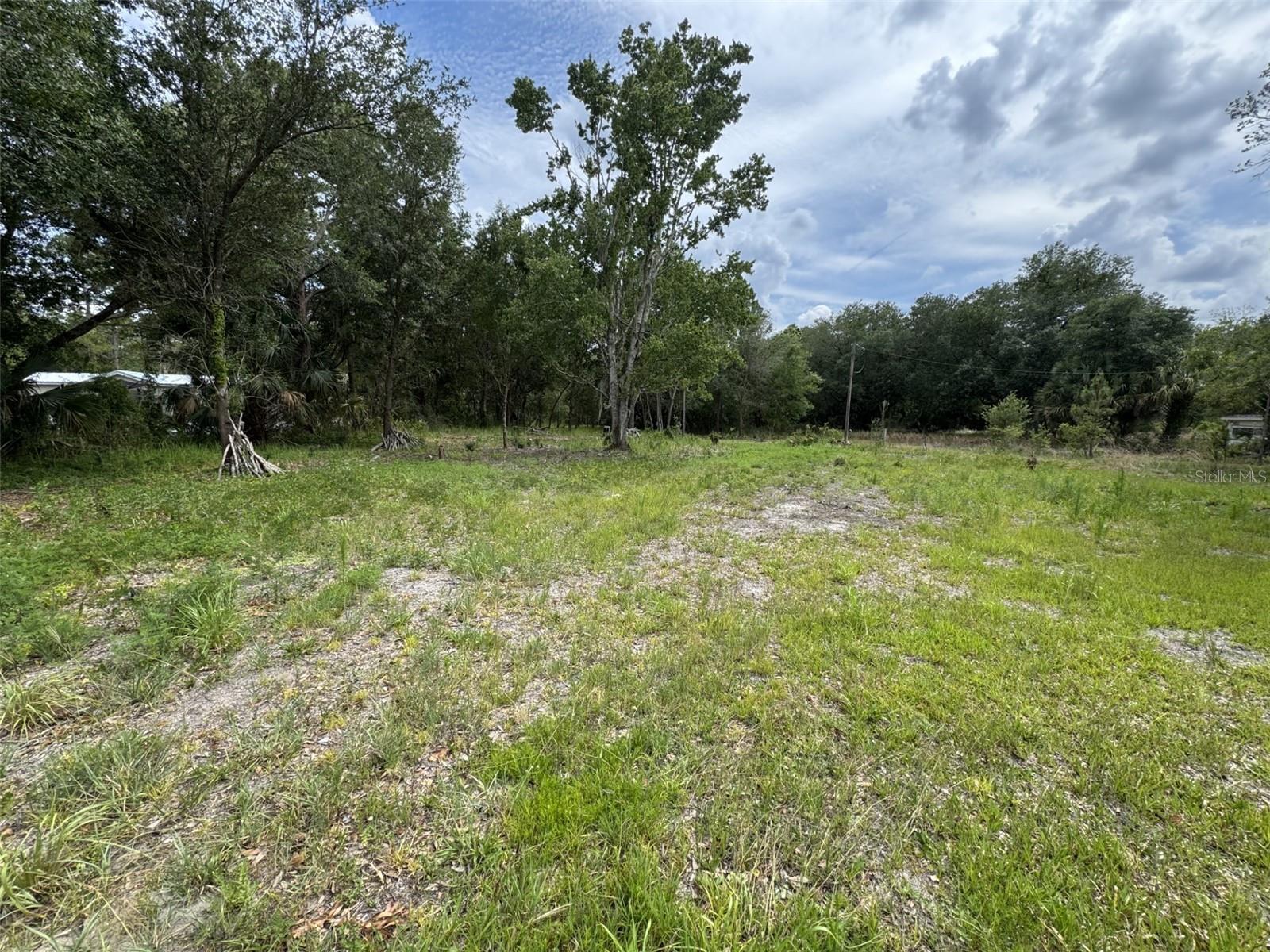 LAKE HAVEN ACRES - Land