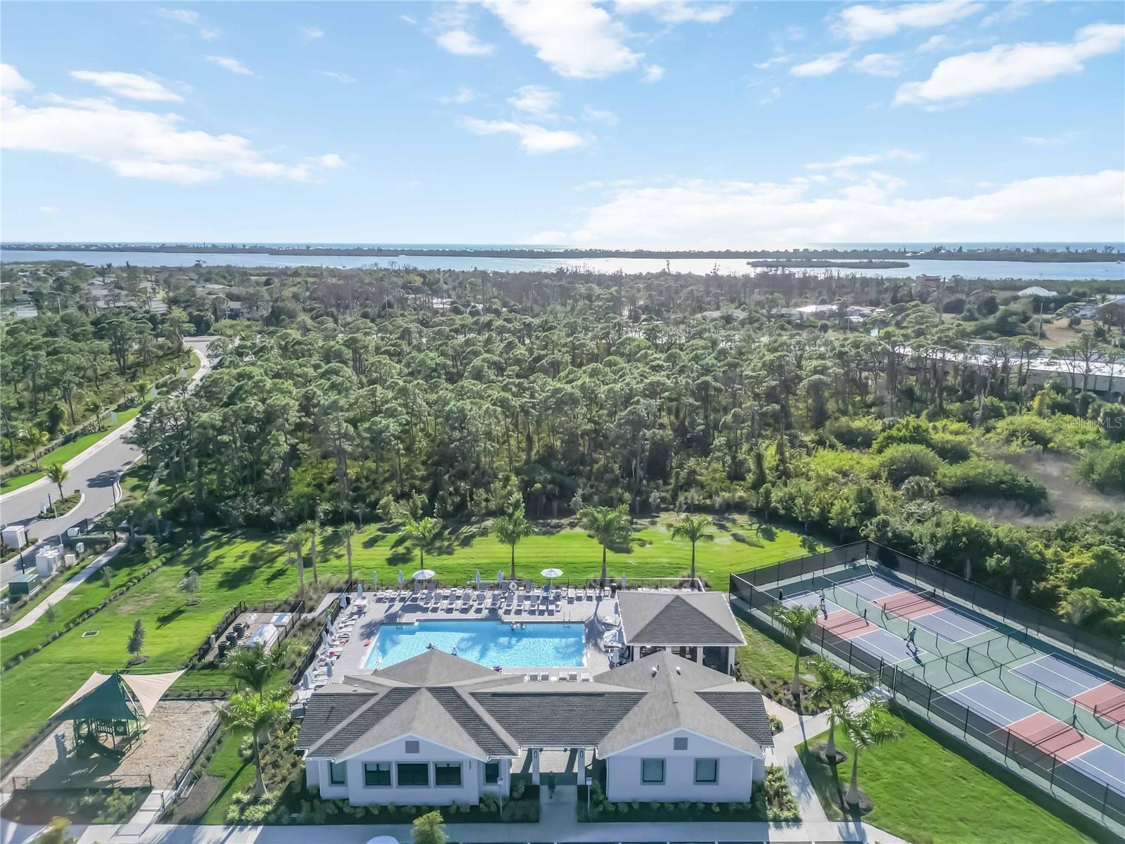 PALM LAKE AT COCO BAY - Residential