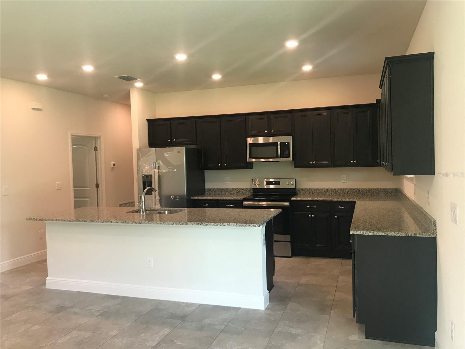 PORT CHARLOTTE SUB 34 - Residential Lease