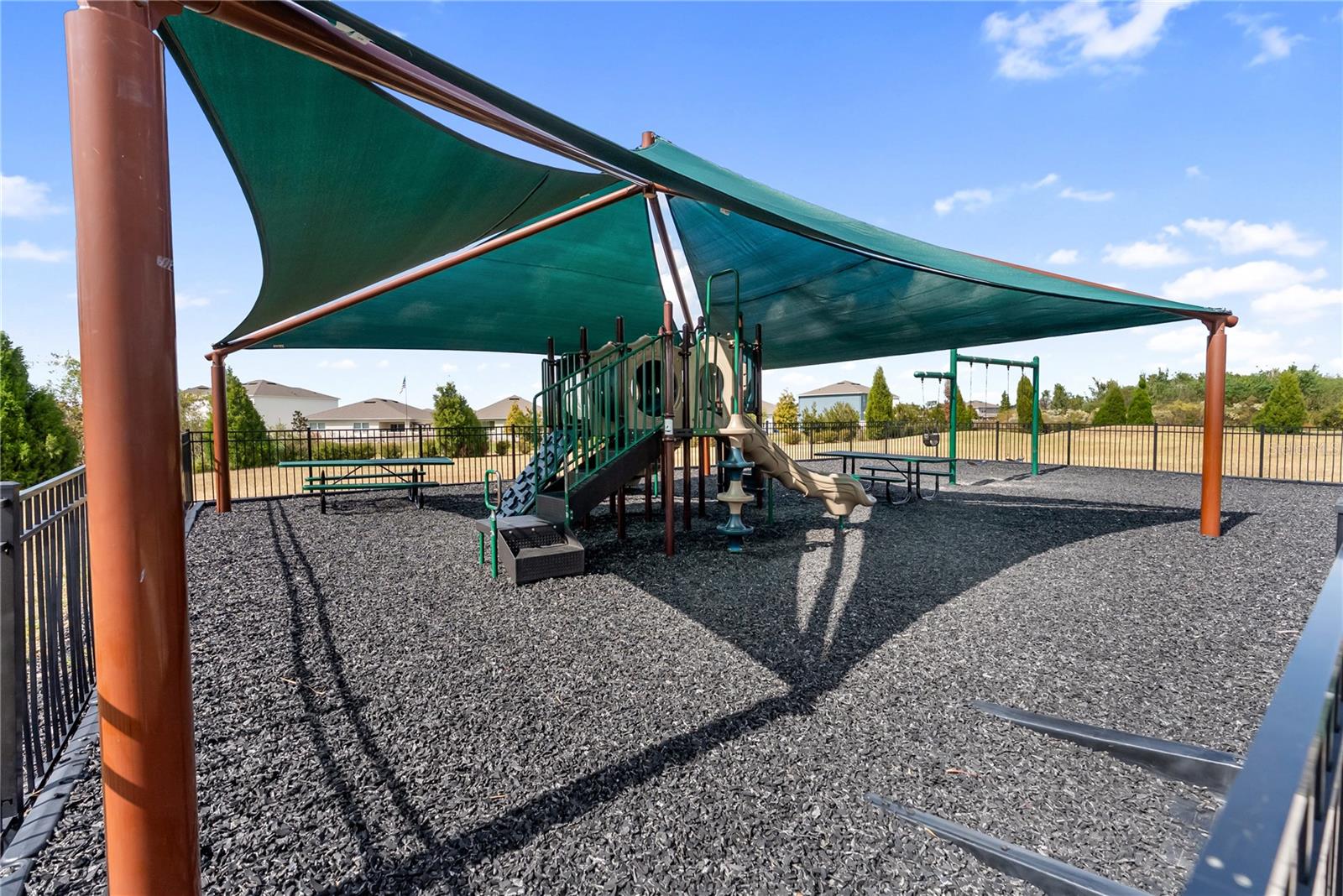 RIVERSTONE PH 2 - Residential