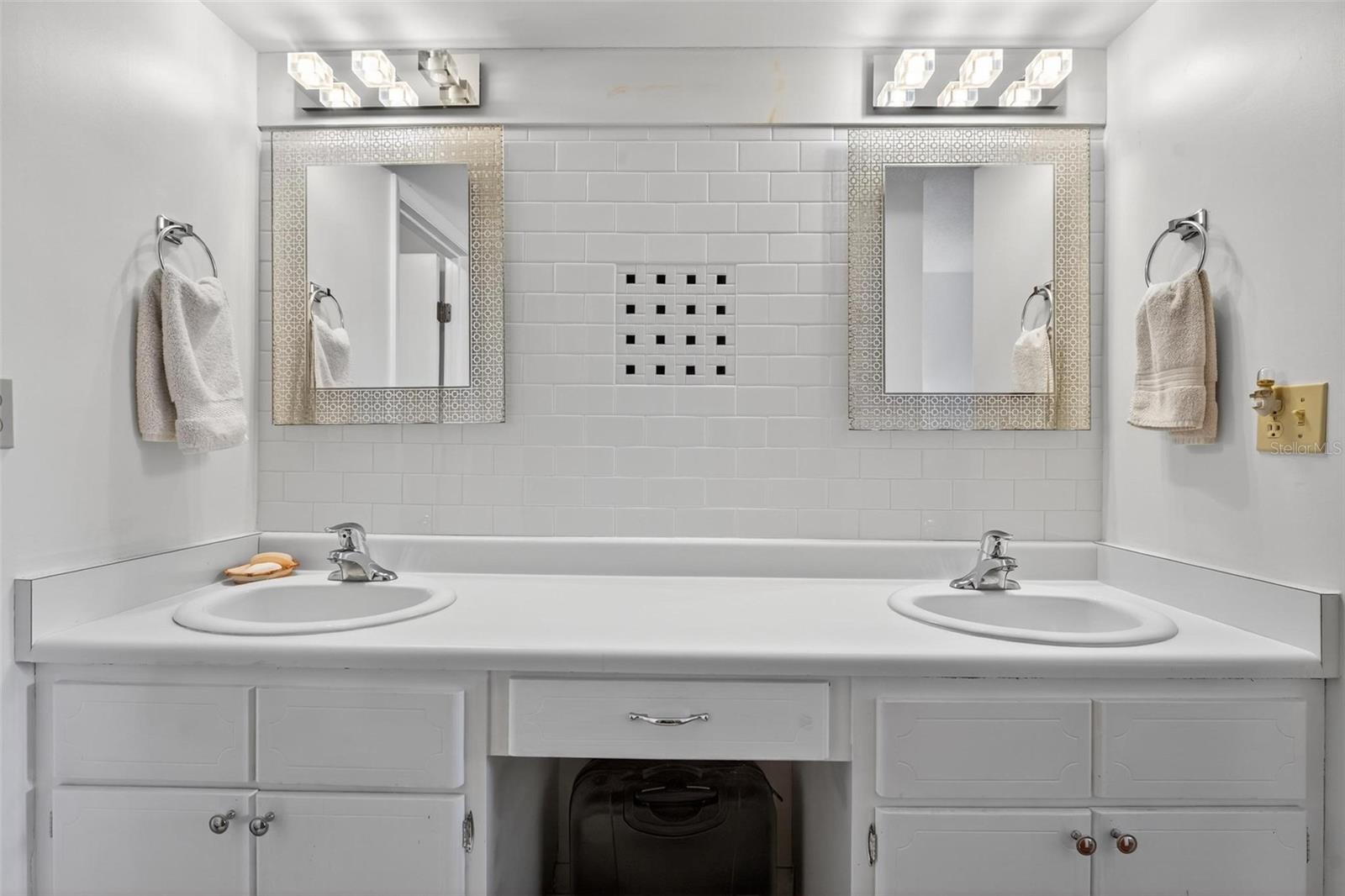 CHESTERBROOK CONDO - Residential