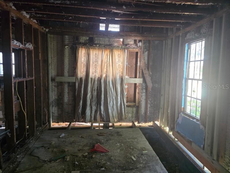 RENWICK ERLE SUB 4 RESUB - Residential