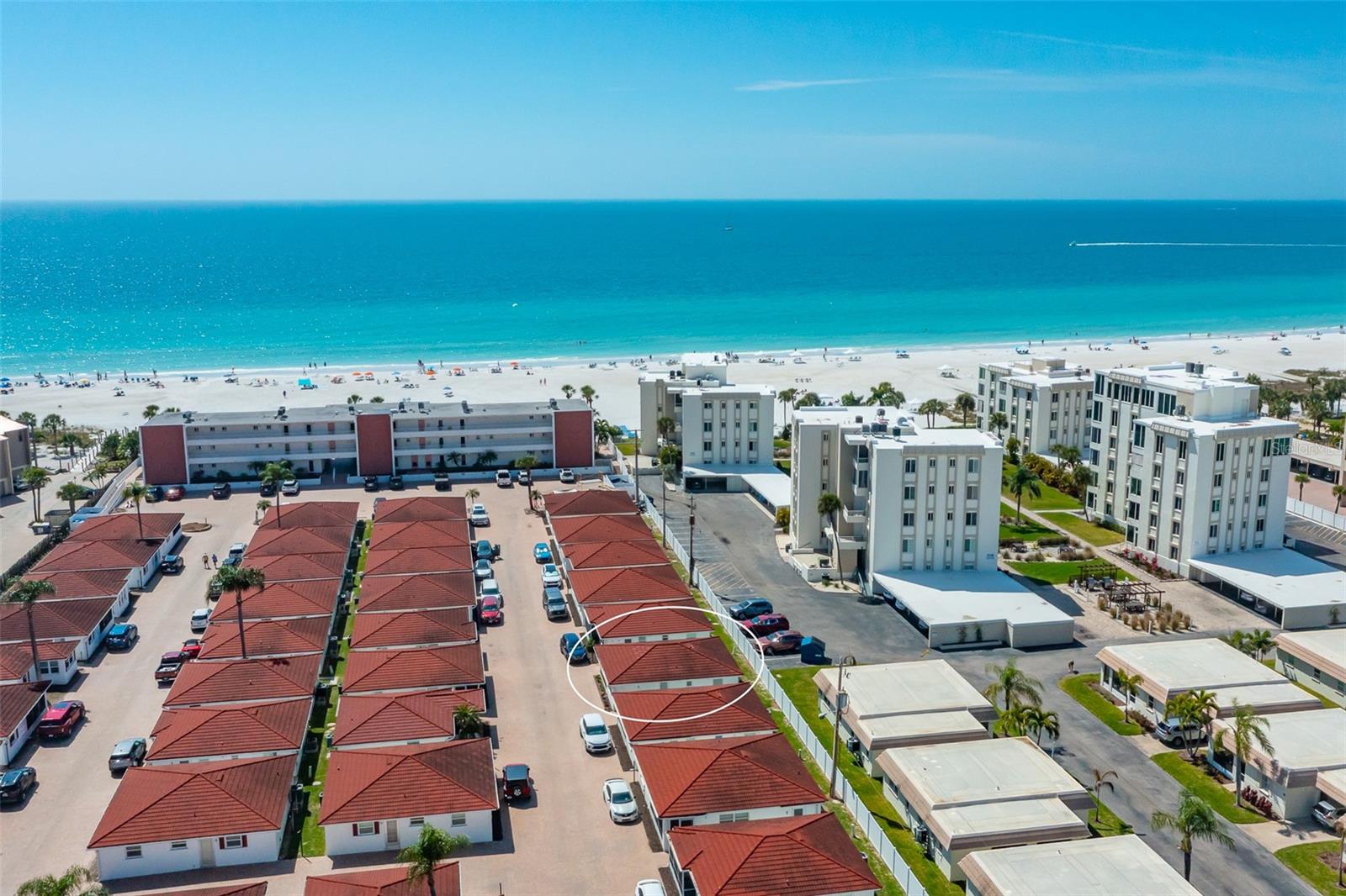 CASA BLANCA VILLAS - Residential