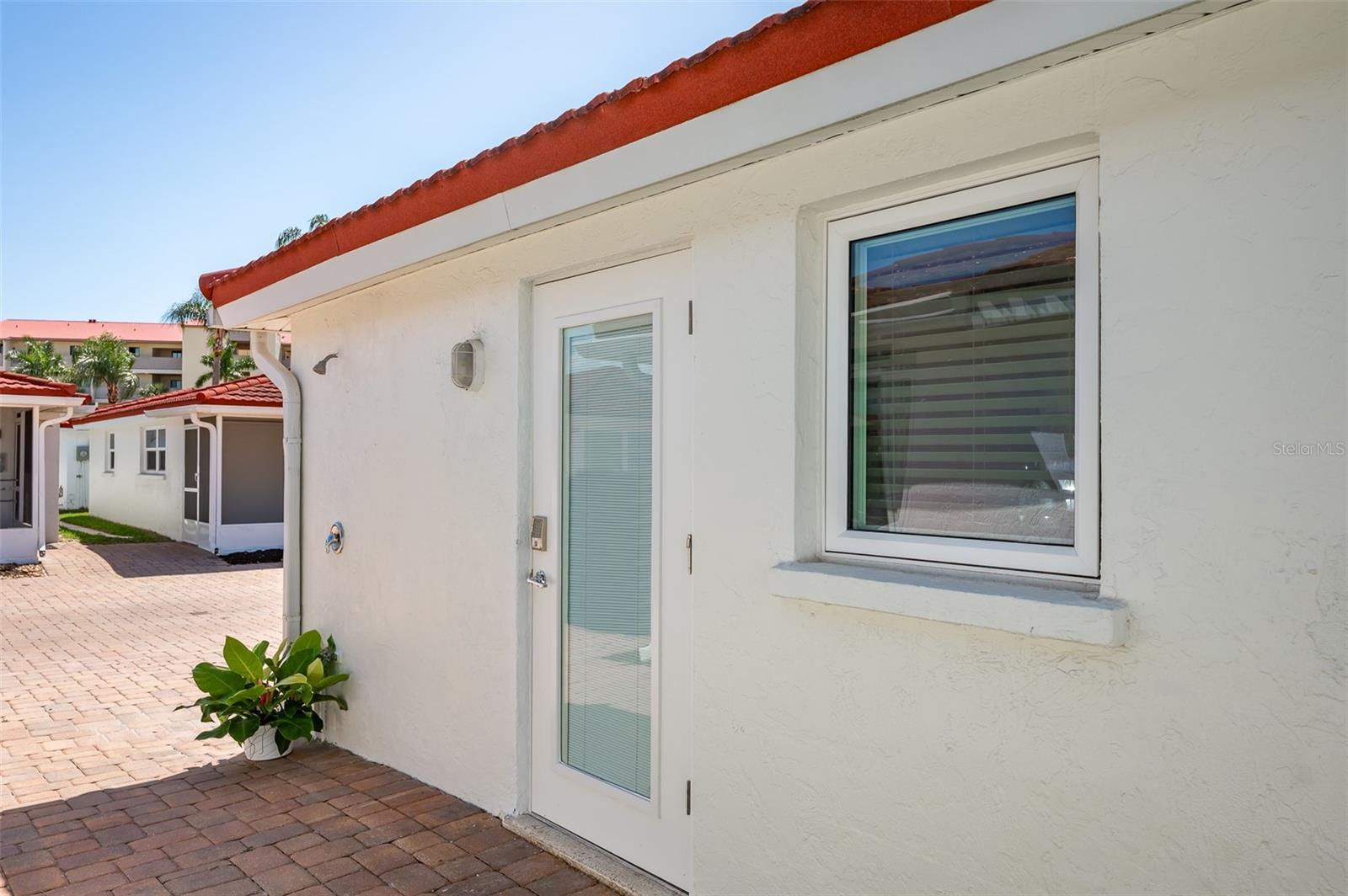 CASA BLANCA VILLAS - Residential