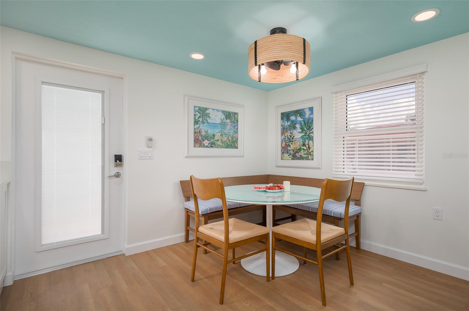 CASA BLANCA VILLAS - Residential