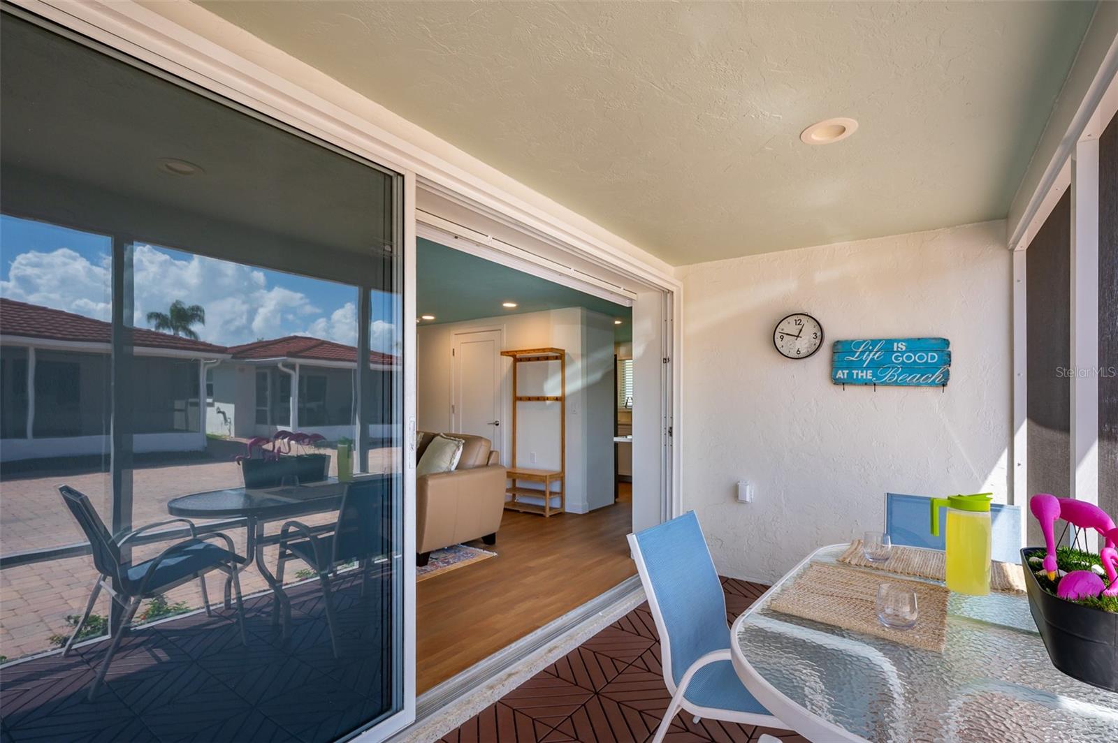 CASA BLANCA VILLAS - Residential