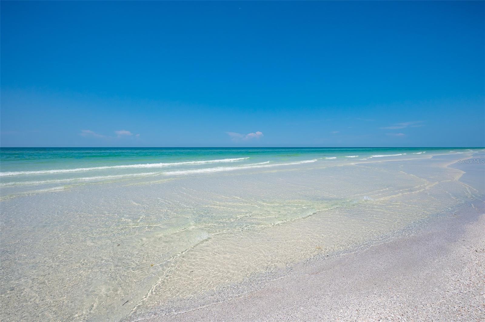 CASA BLANCA VILLAS - Residential