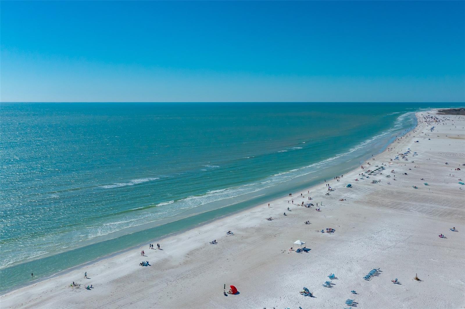 CASA BLANCA VILLAS - Residential