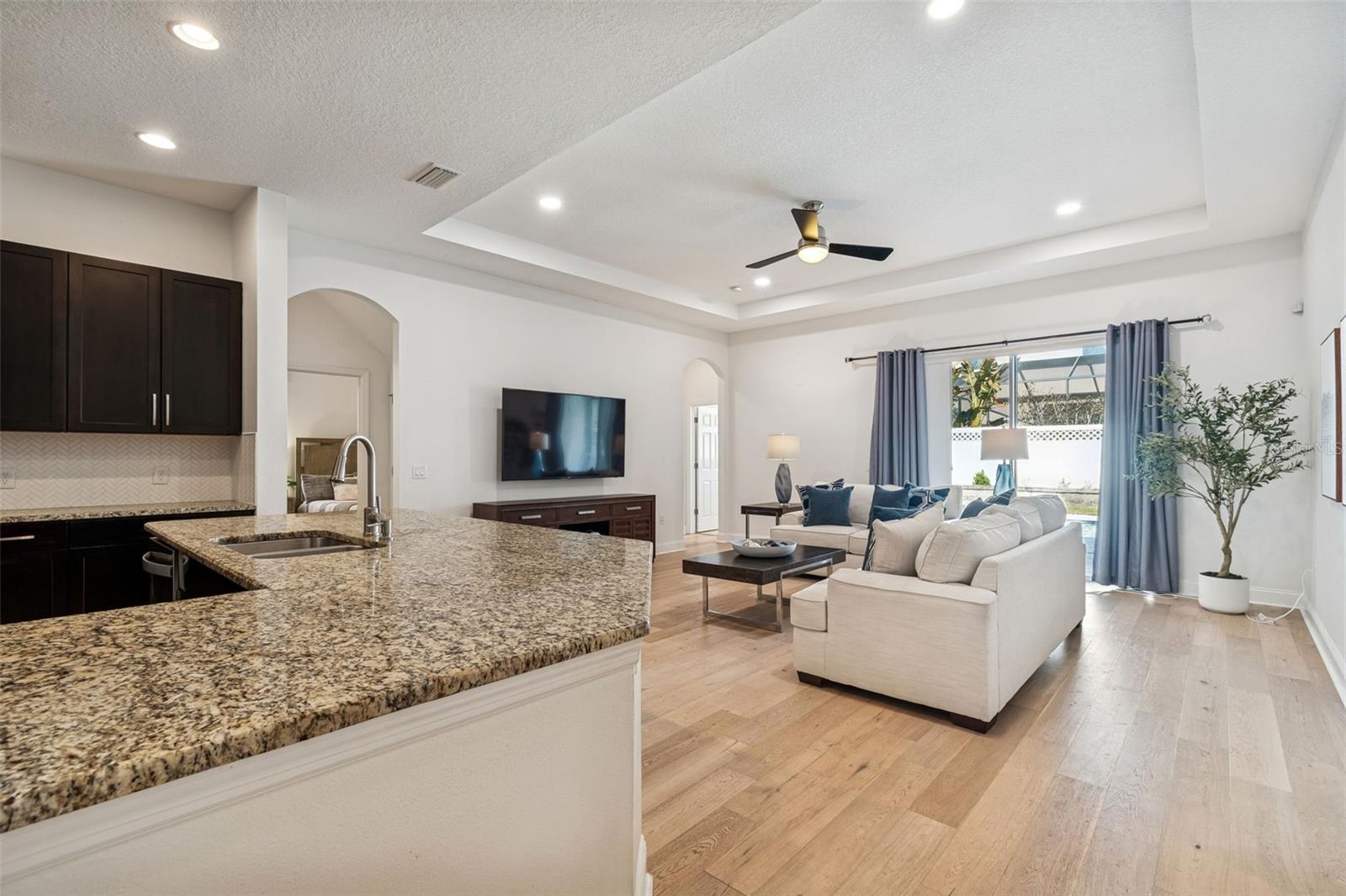 WATERGRASS - Residential