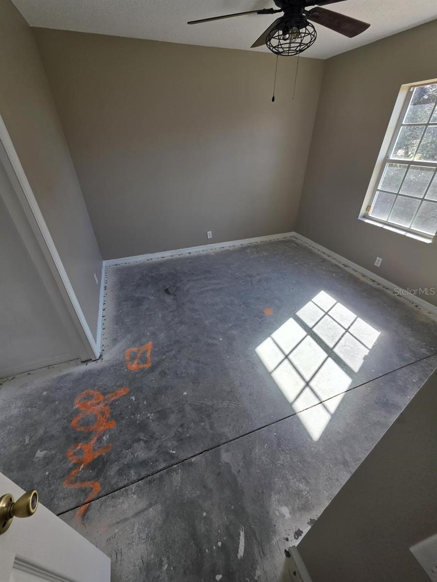 SPRING HILL UNIT 20 - Residential