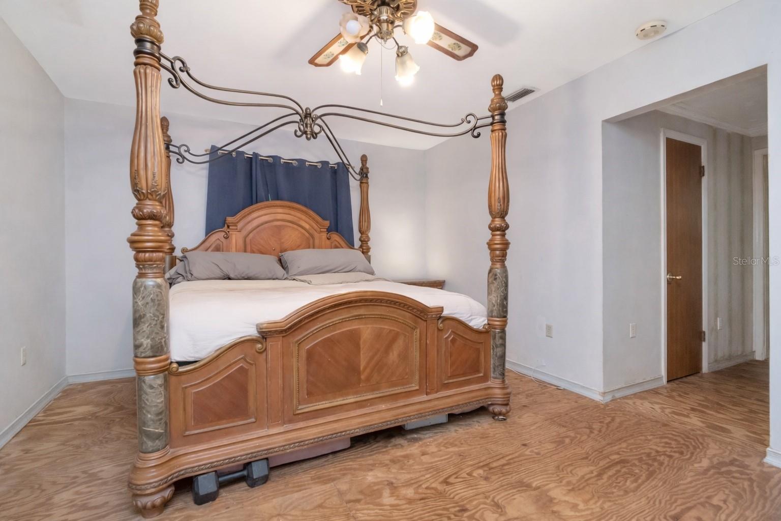 RIVERSIDE NORTH - Residential