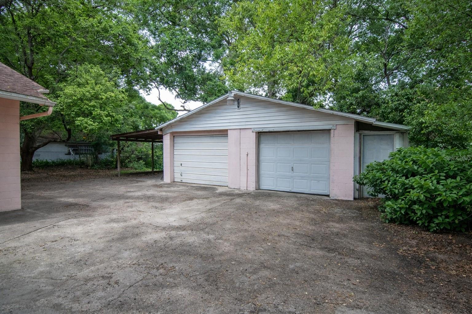 RIVERSIDE NORTH - Residential