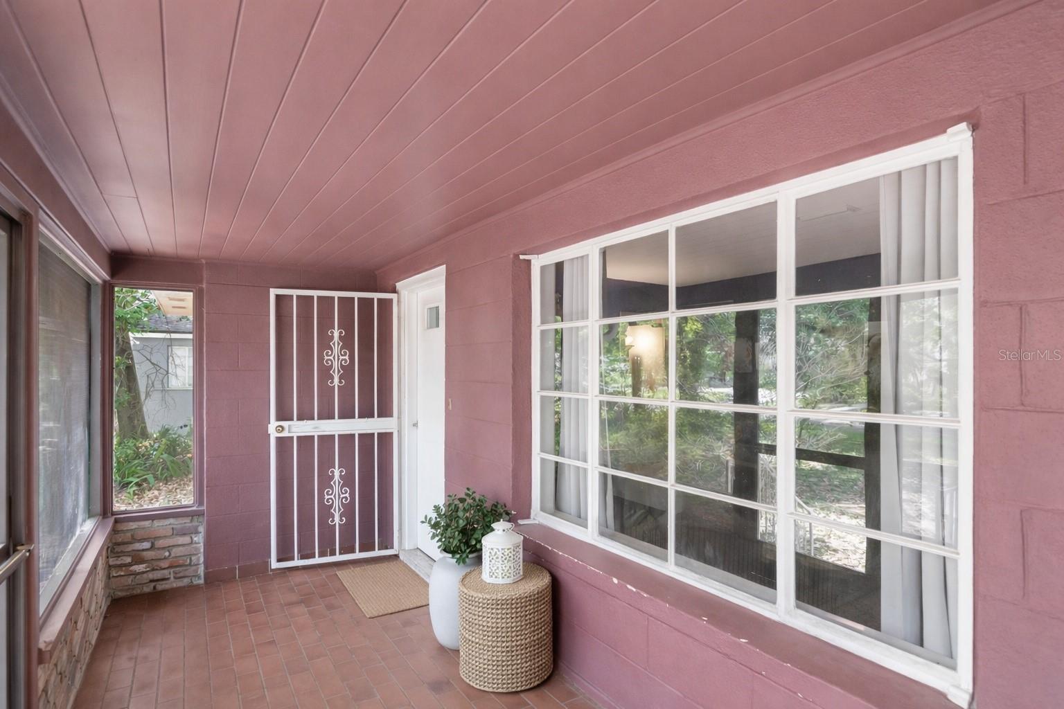 RIVERSIDE NORTH - Residential