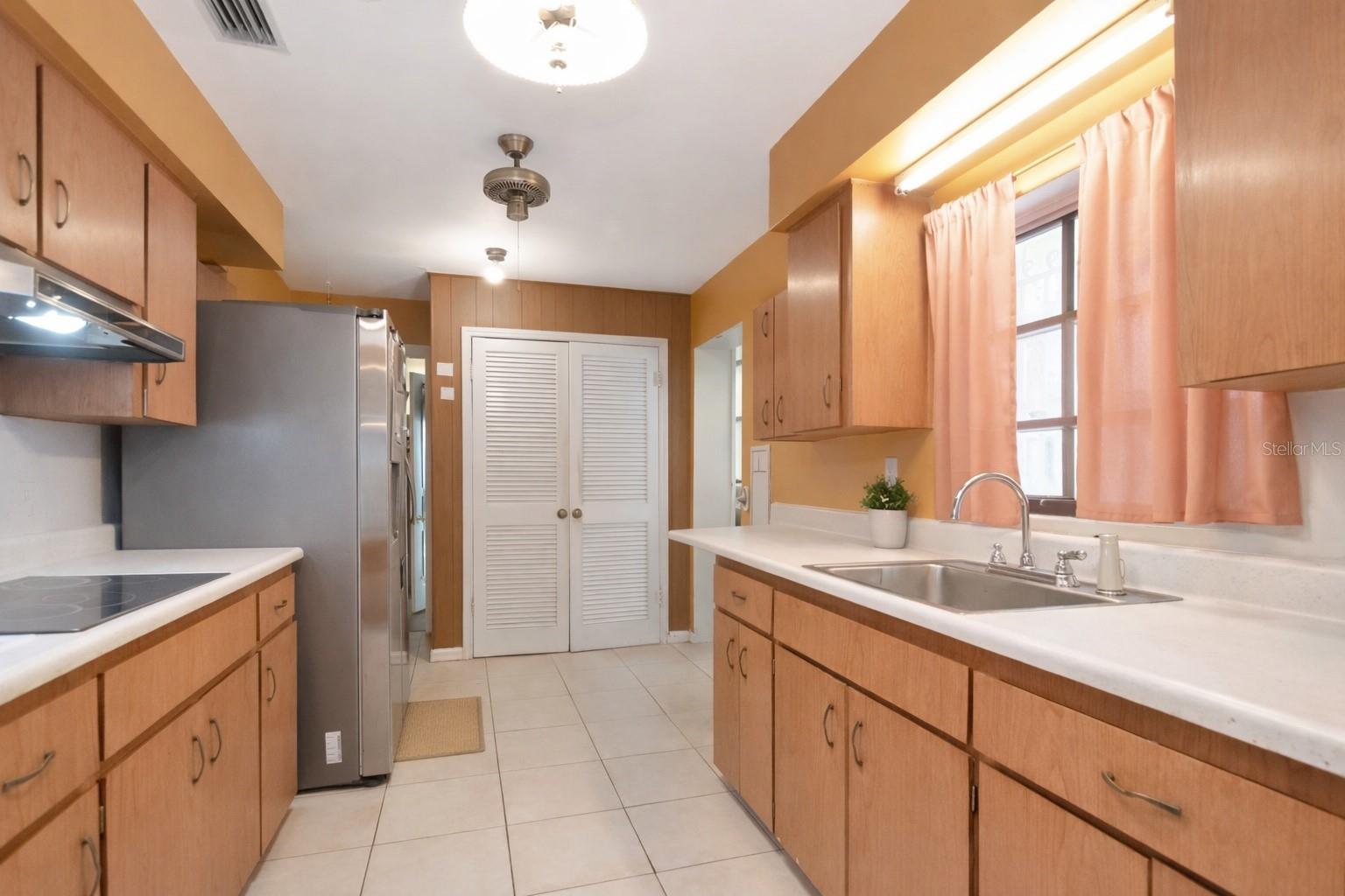 RIVERSIDE NORTH - Residential