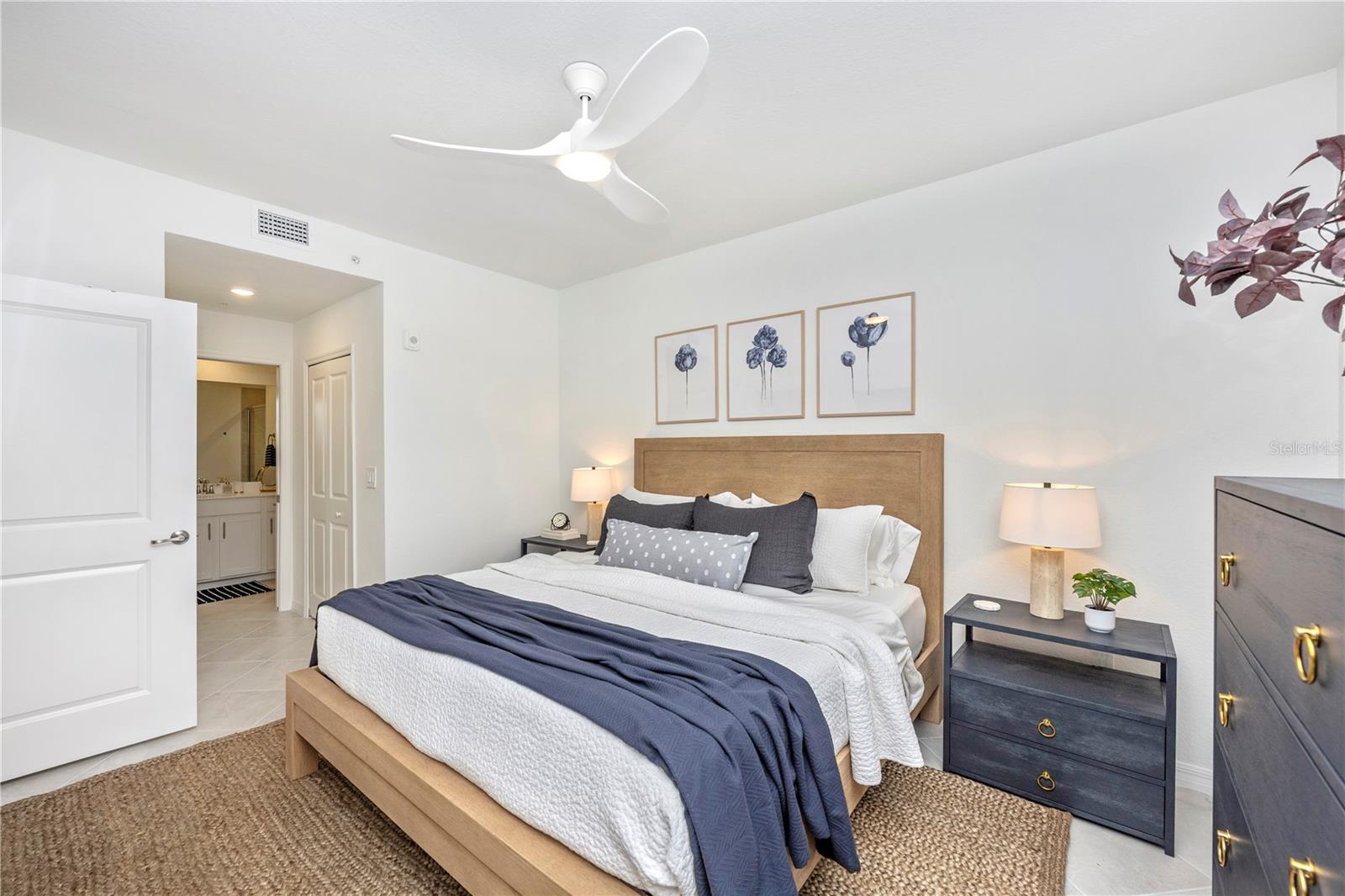 WELLEN PARK GOLF & COUNTRY CLUB - Residential Lease