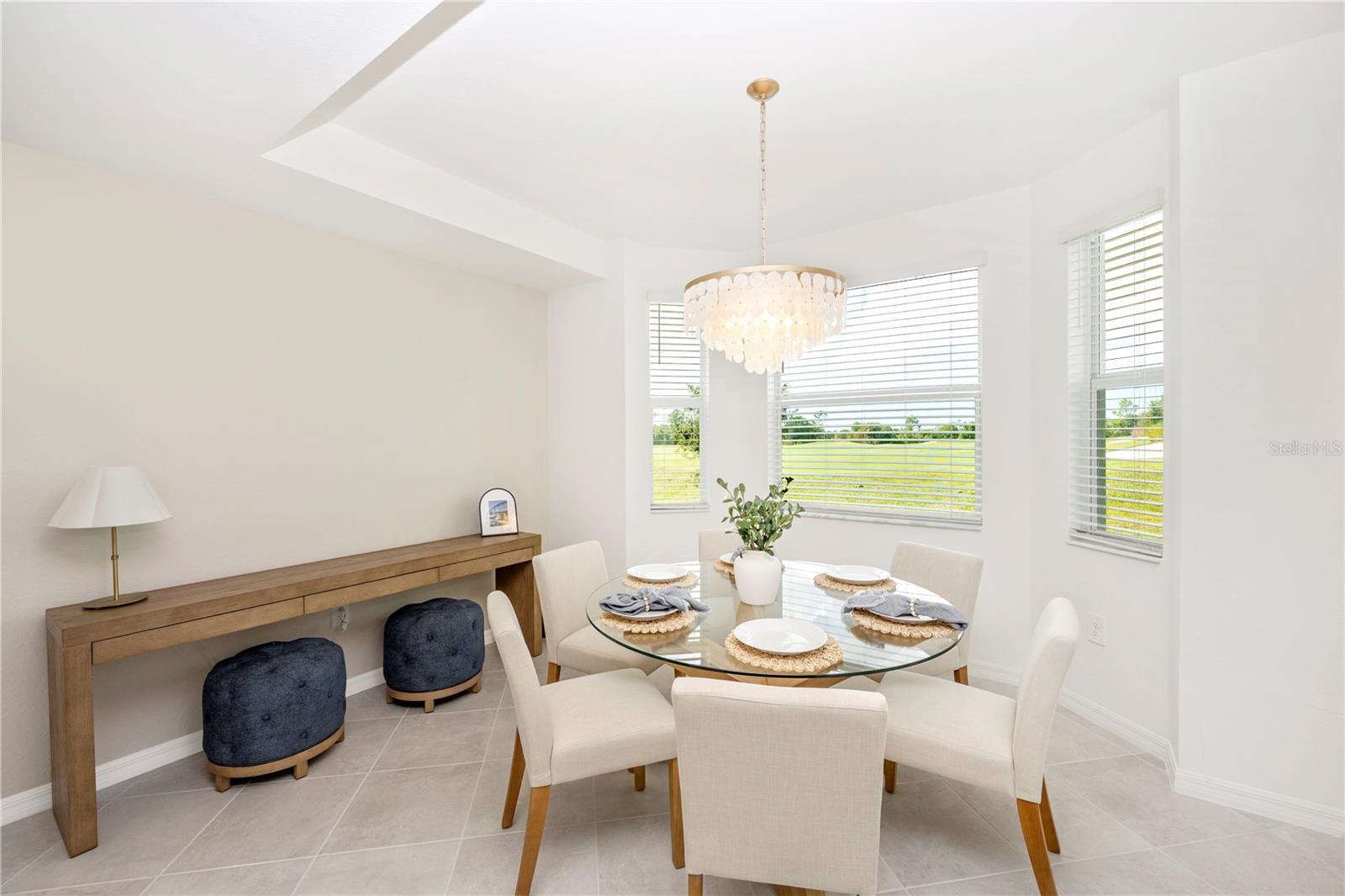 WELLEN PARK GOLF & COUNTRY CLUB - Residential Lease