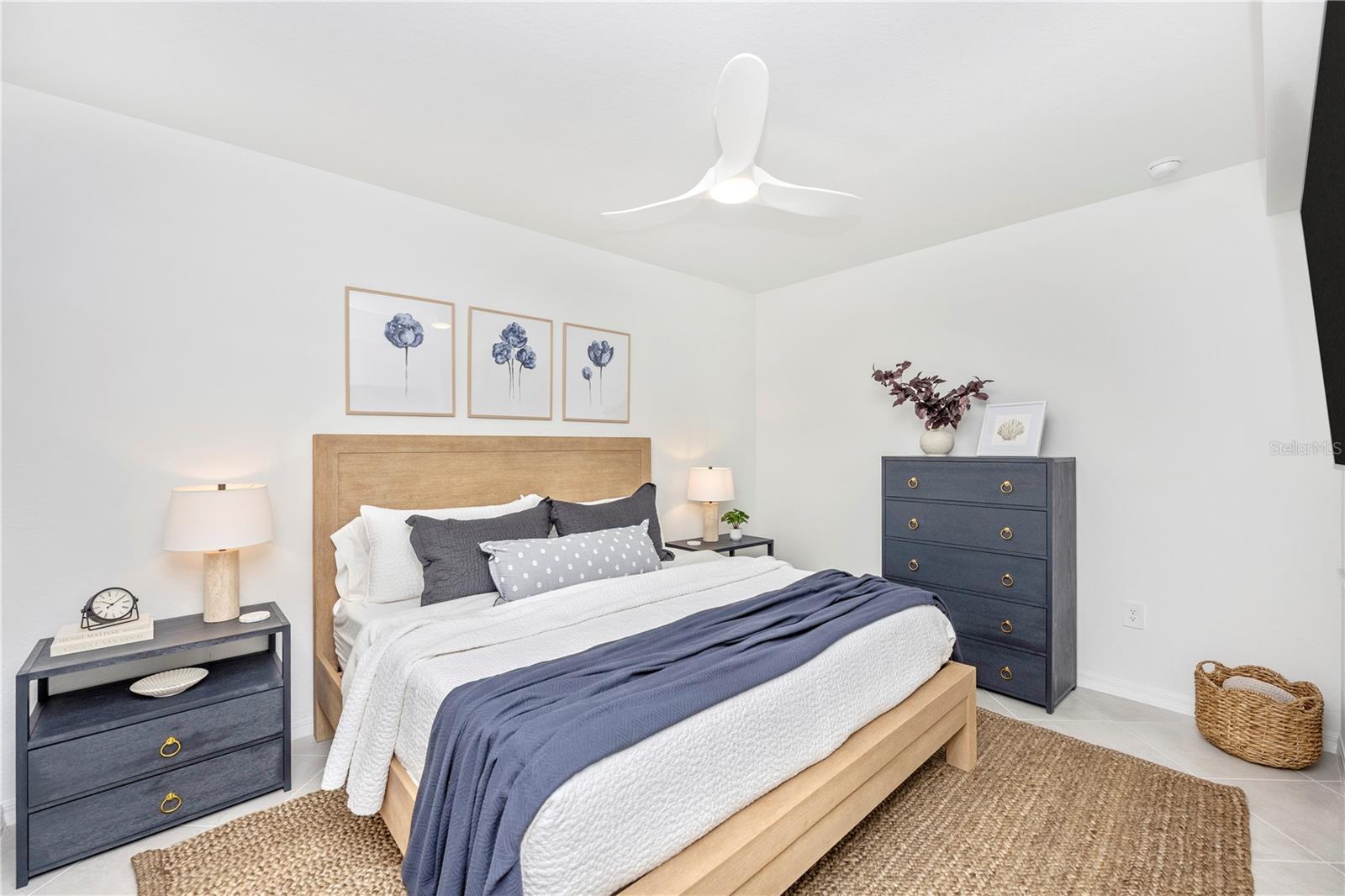 WELLEN PARK GOLF & COUNTRY CLUB - Residential Lease