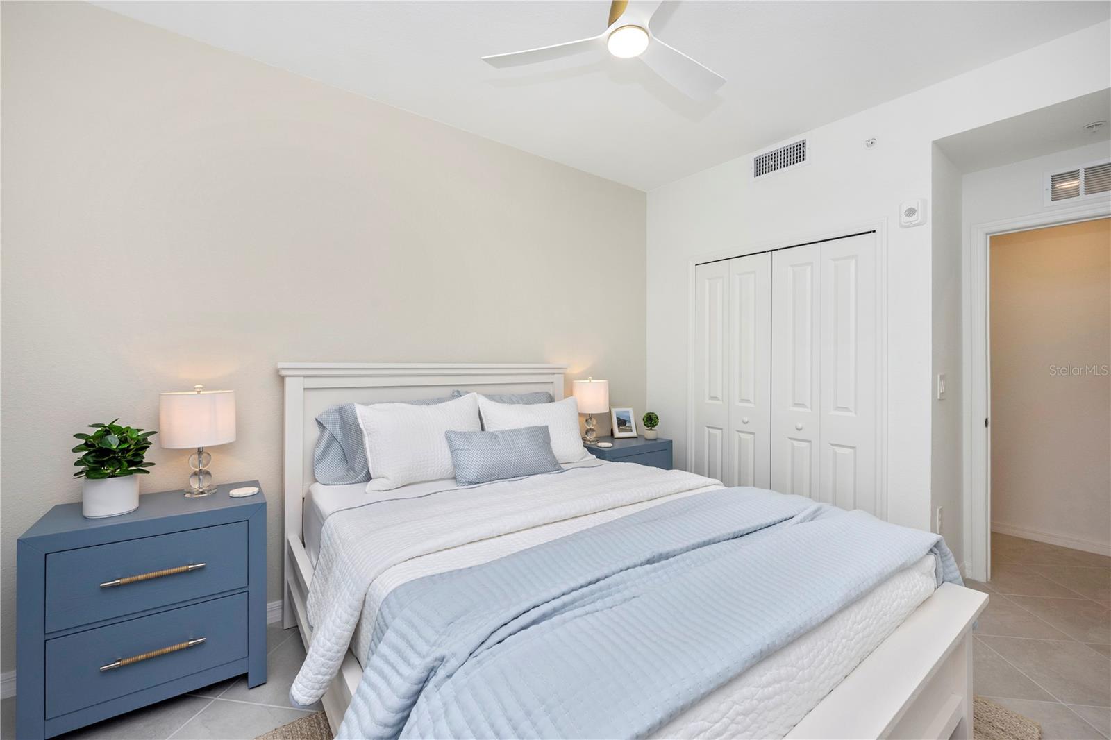 WELLEN PARK GOLF & COUNTRY CLUB - Residential Lease