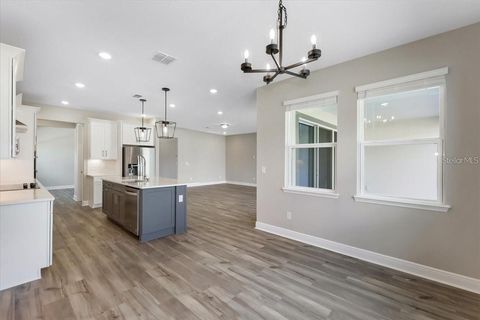 Single Family Residence in DAYTONA BEACH FL 3137 FIRETHORN CIRCLE 8.jpg