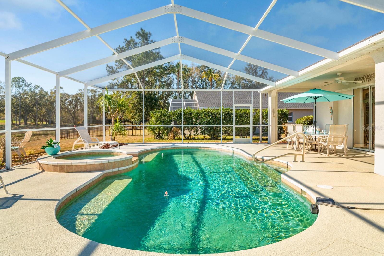 RIVER HILLS COUNTRY CLUB PARCE - Residential