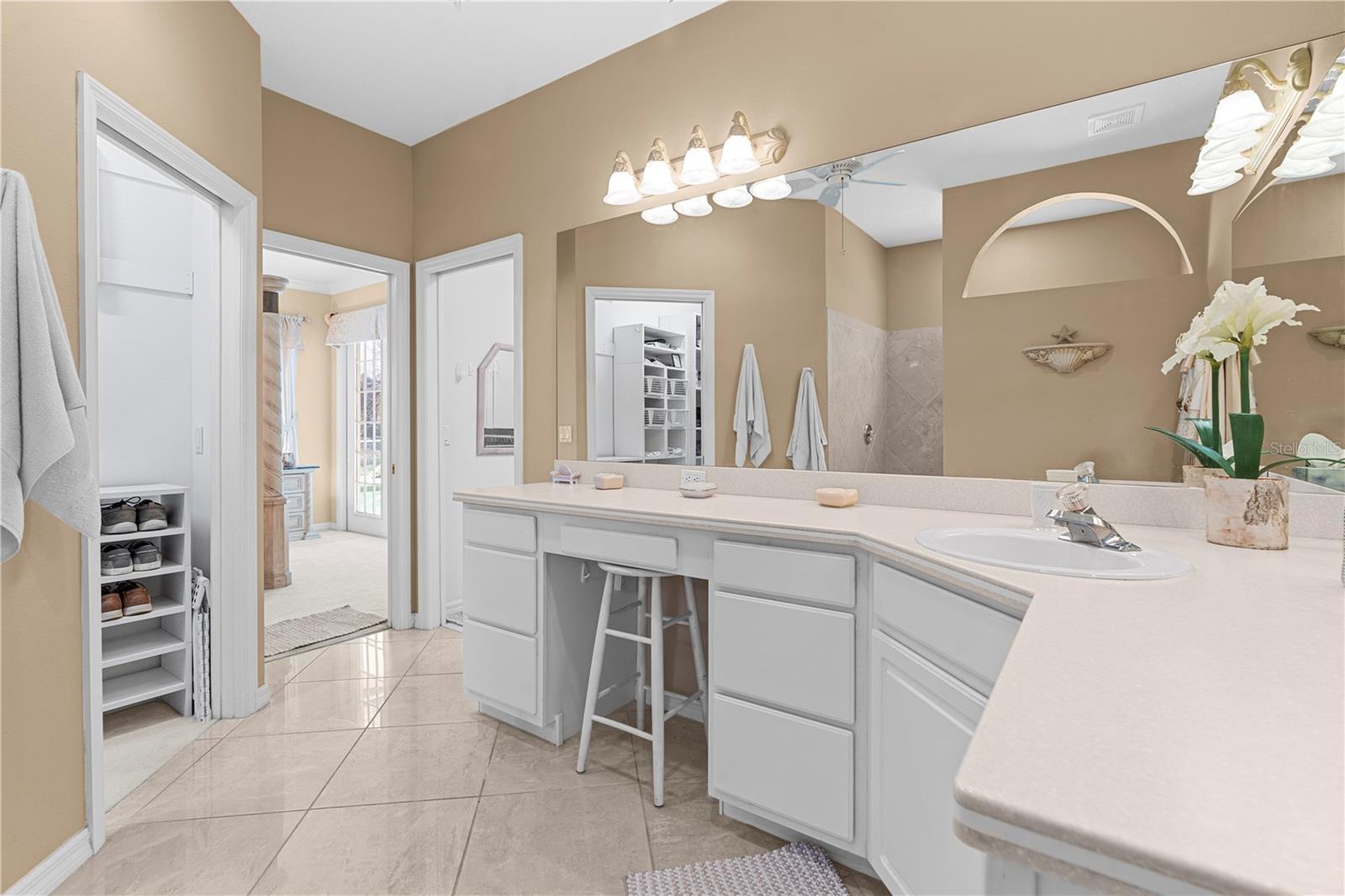 RIVER HILLS COUNTRY CLUB PARCE - Residential