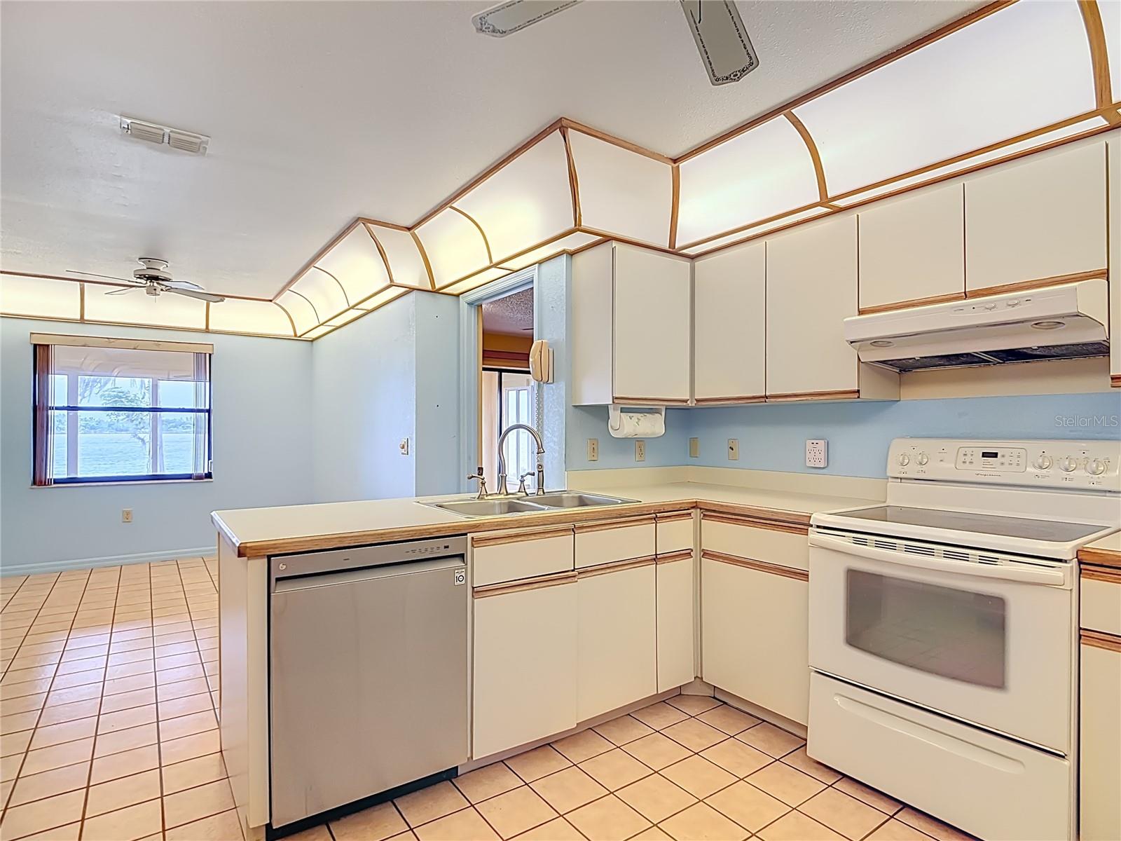 HARTRIDGE HILLS - Residential