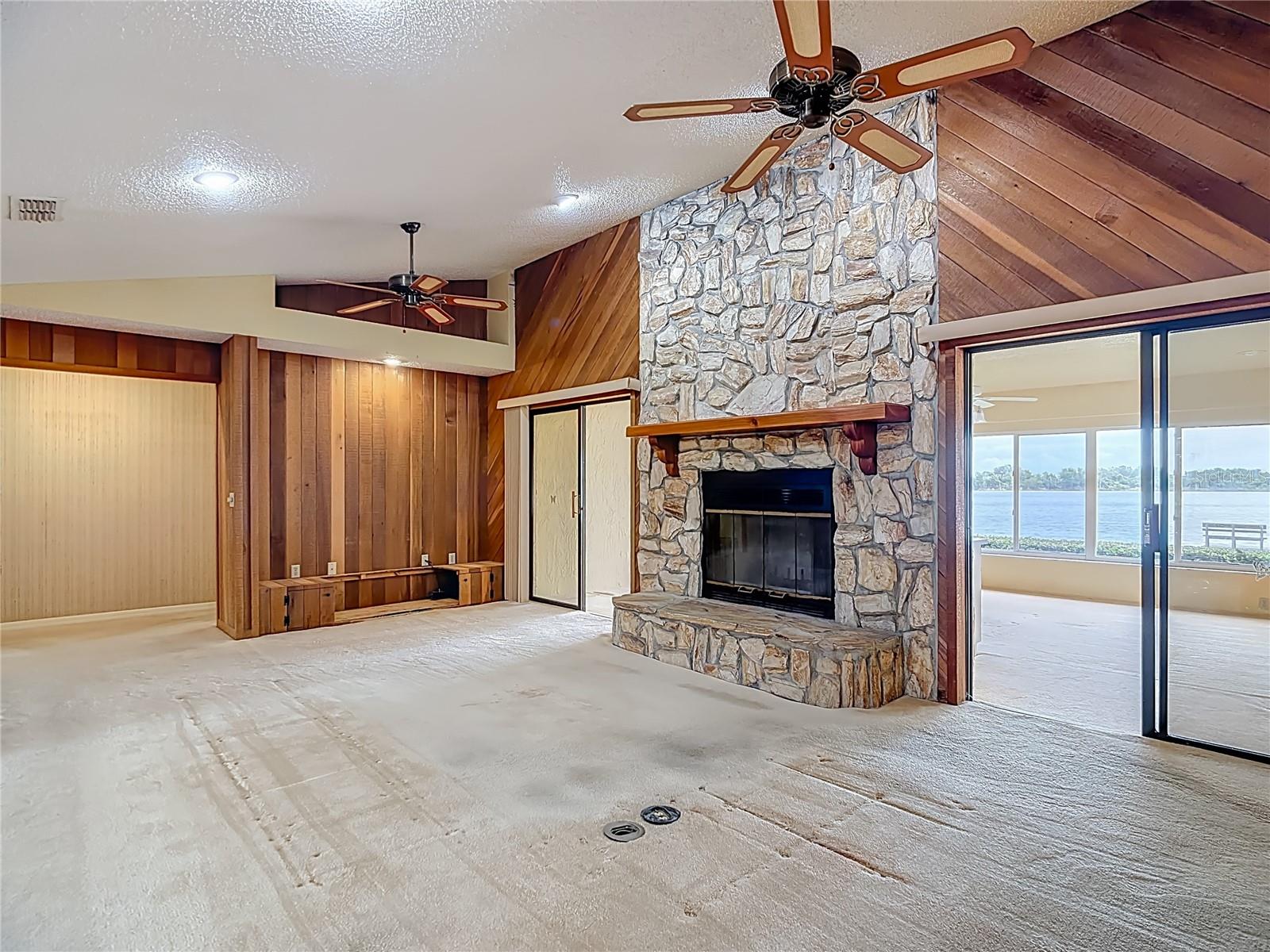 HARTRIDGE HILLS - Residential