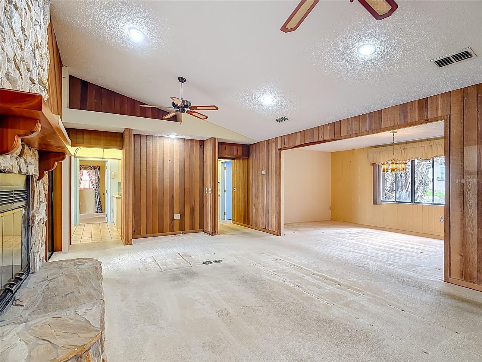 HARTRIDGE HILLS - Residential