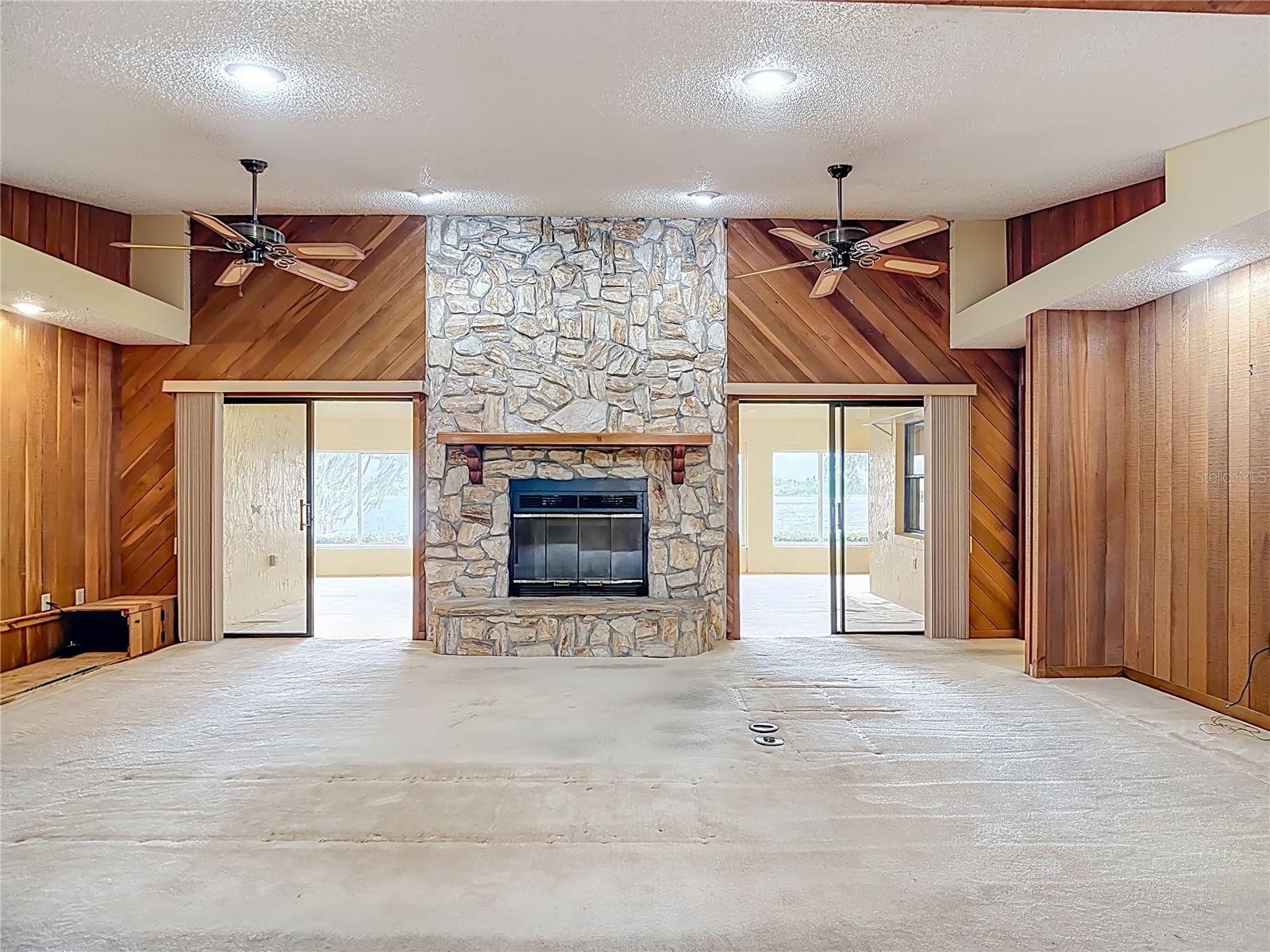 HARTRIDGE HILLS - Residential