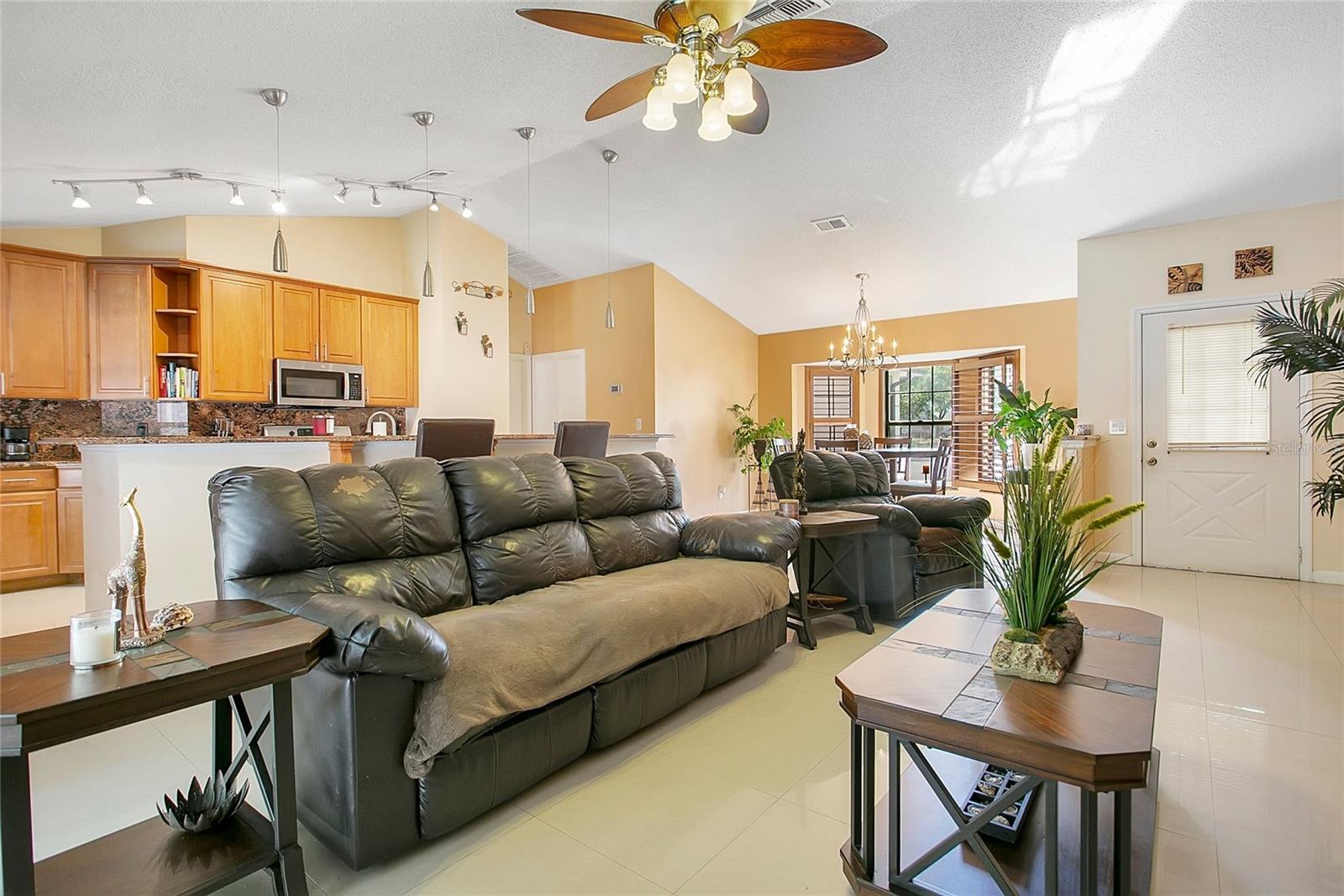 WINDSONG ESTATES - Residential