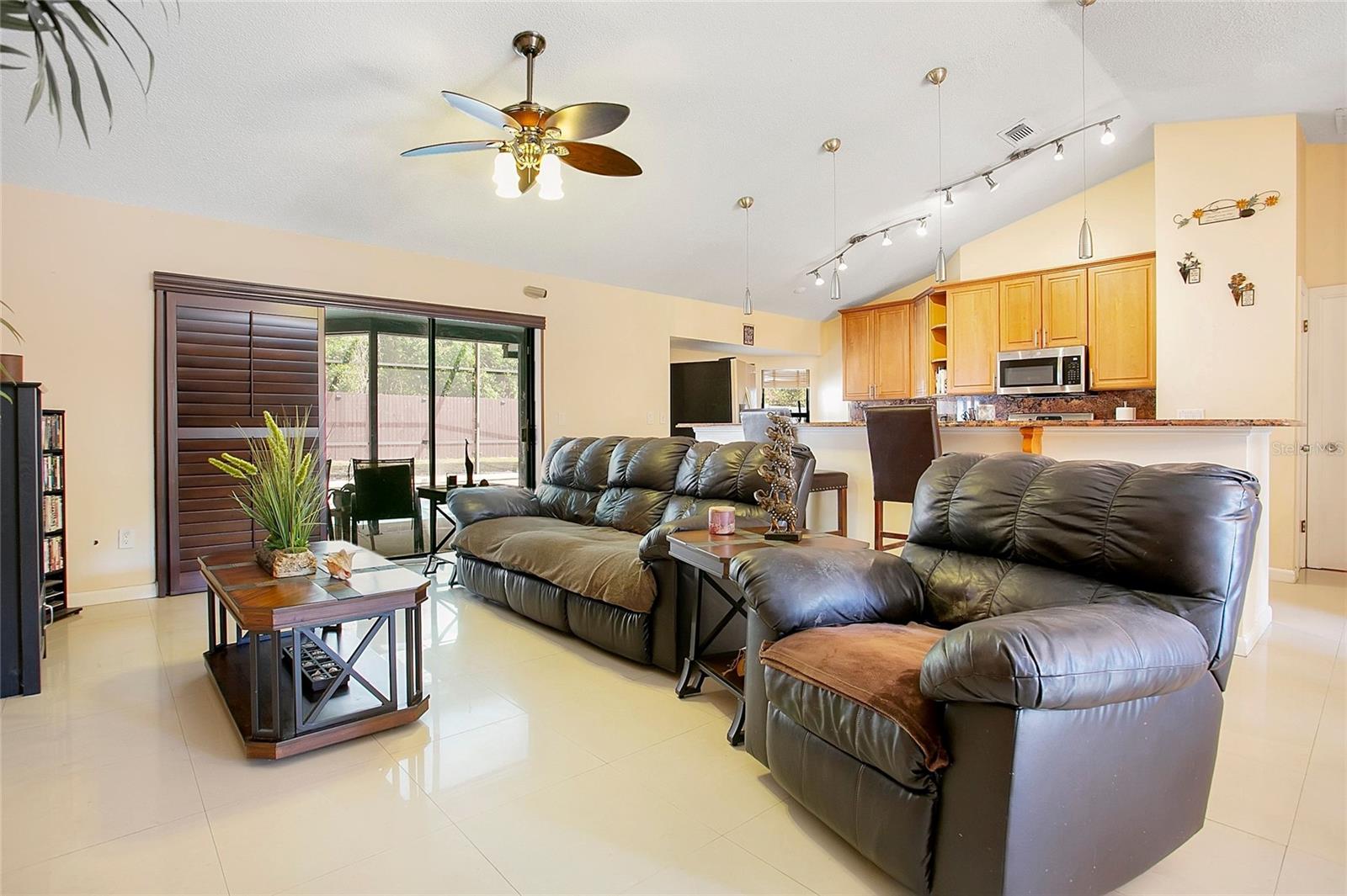 WINDSONG ESTATES - Residential