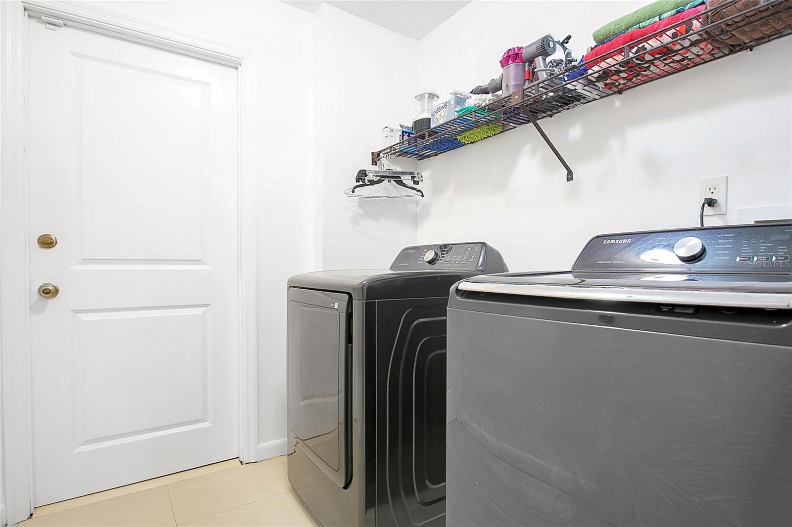 WINDSONG ESTATES - Residential