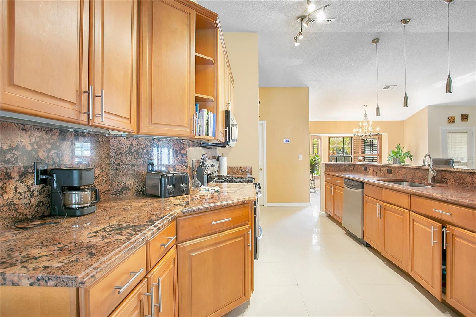 WINDSONG ESTATES - Residential