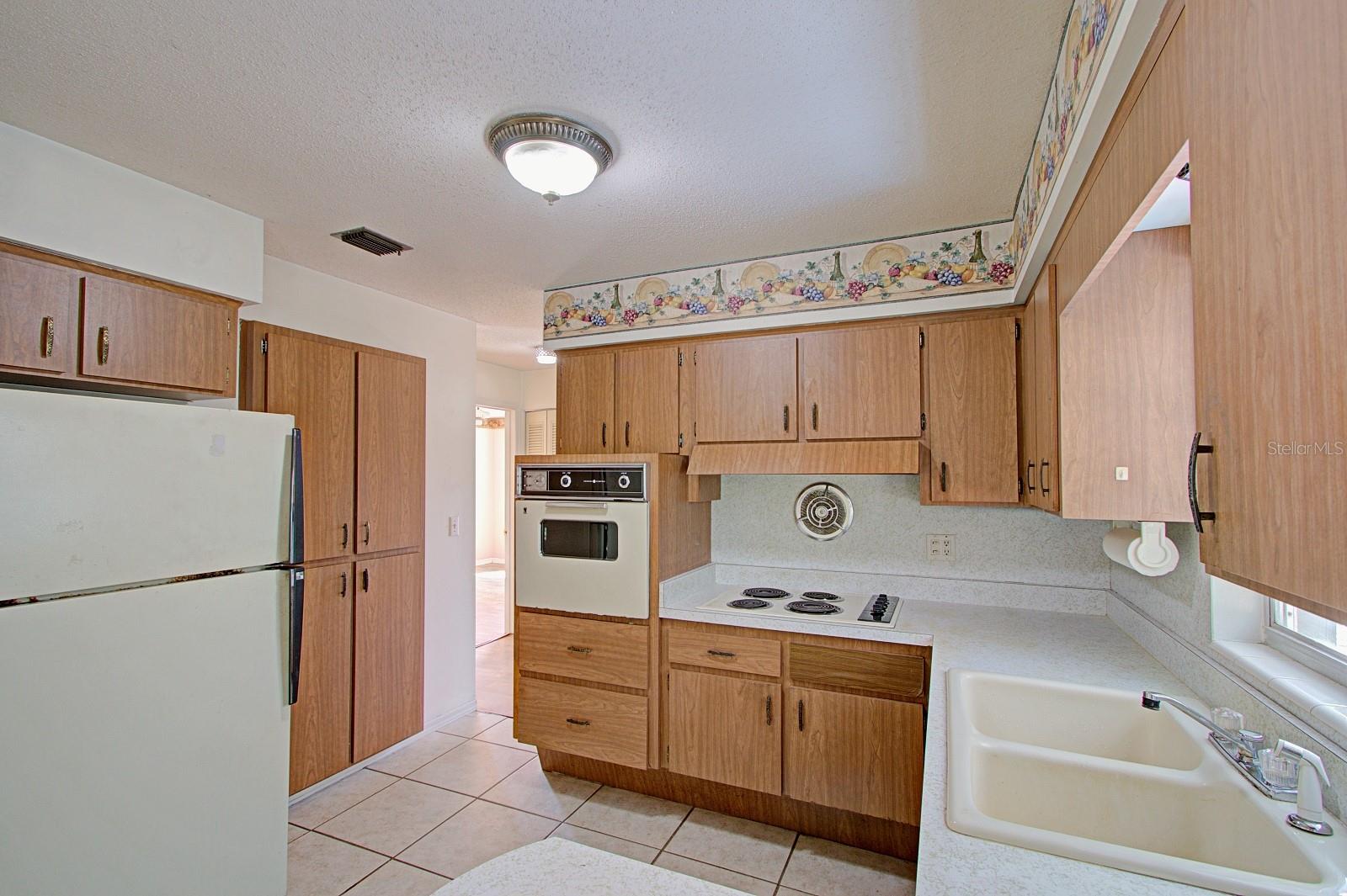 BREEZEWOOD PARK UNIT 05 - Residential