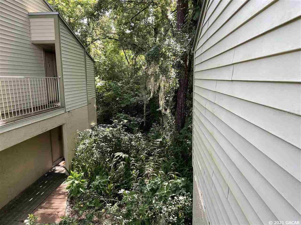 1015 SW 9TH STREET C-22