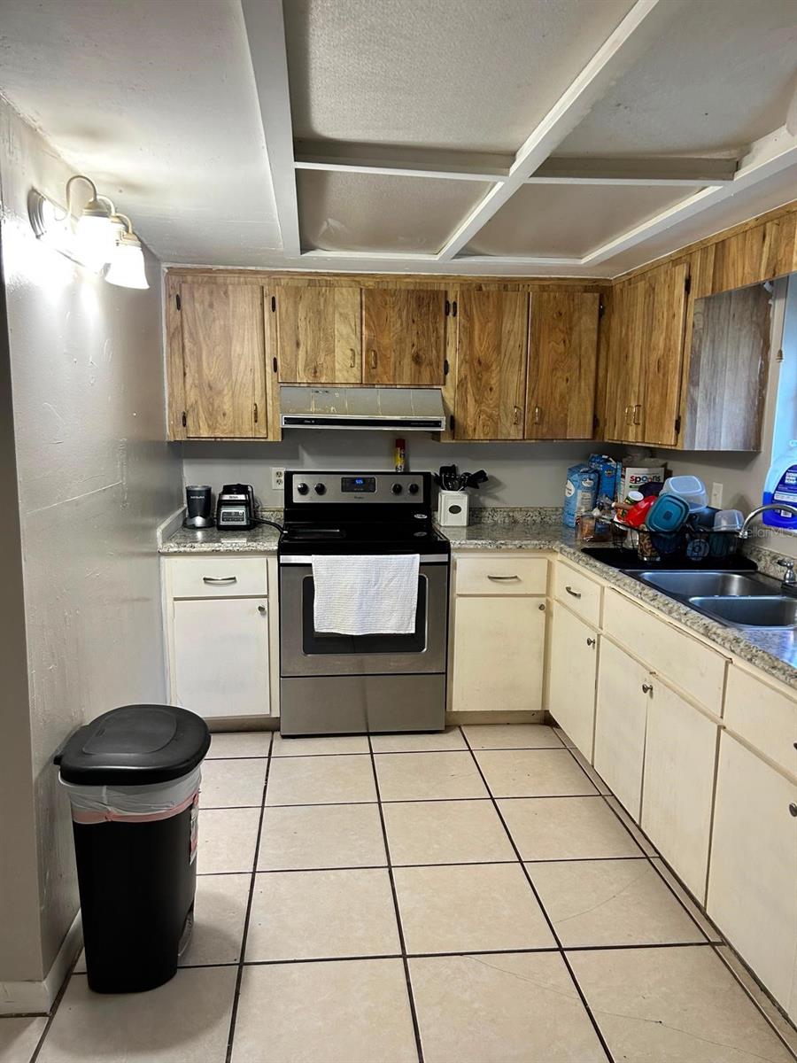 113 DRAYCOTT AVENUE