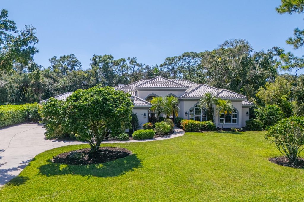 Photo of 3226 Dick Wilson Drive, Sarasota, FL 34240 (MLS # A4662669)