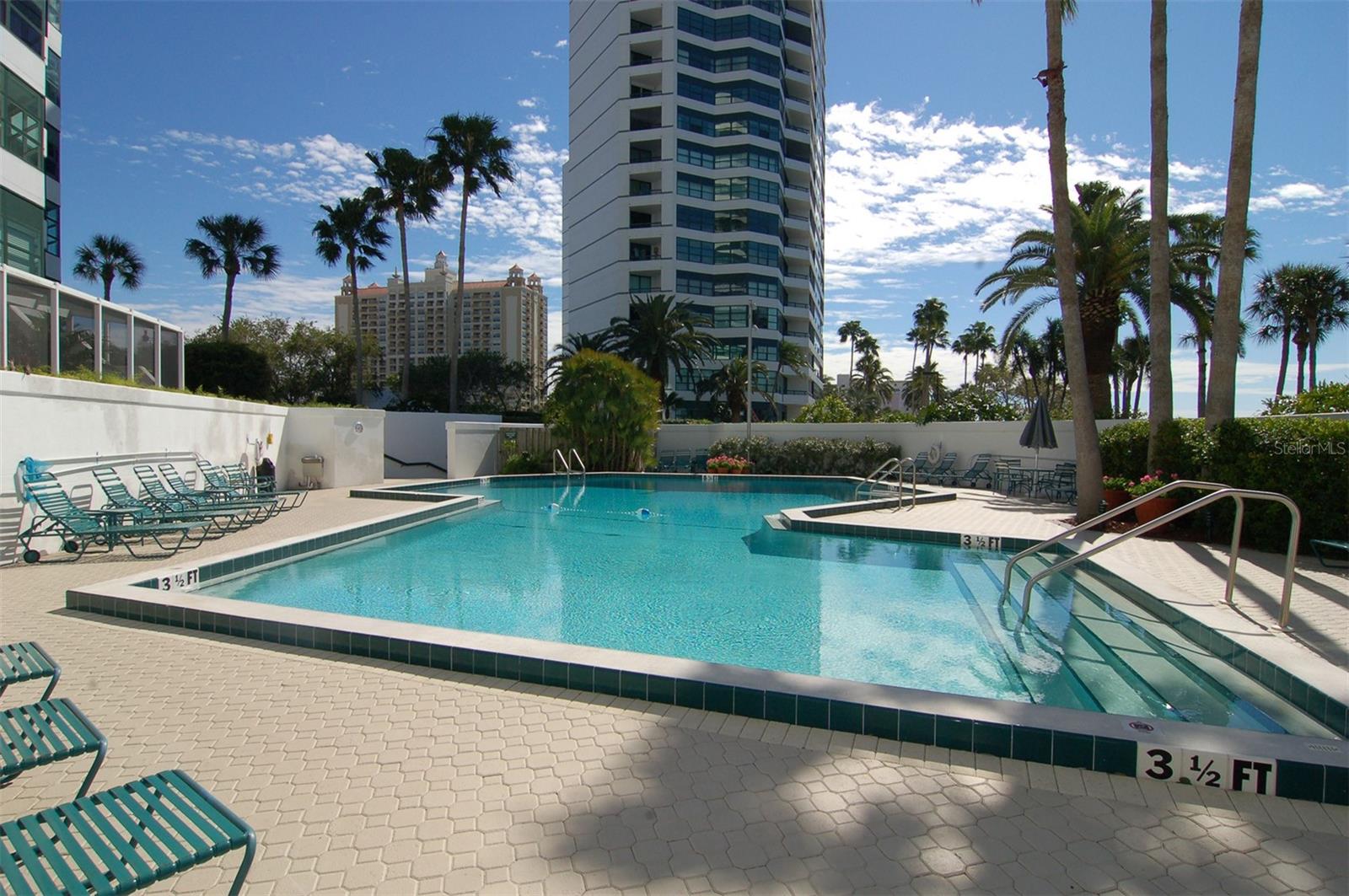 CONDO ON THE BAY - Residential Lease